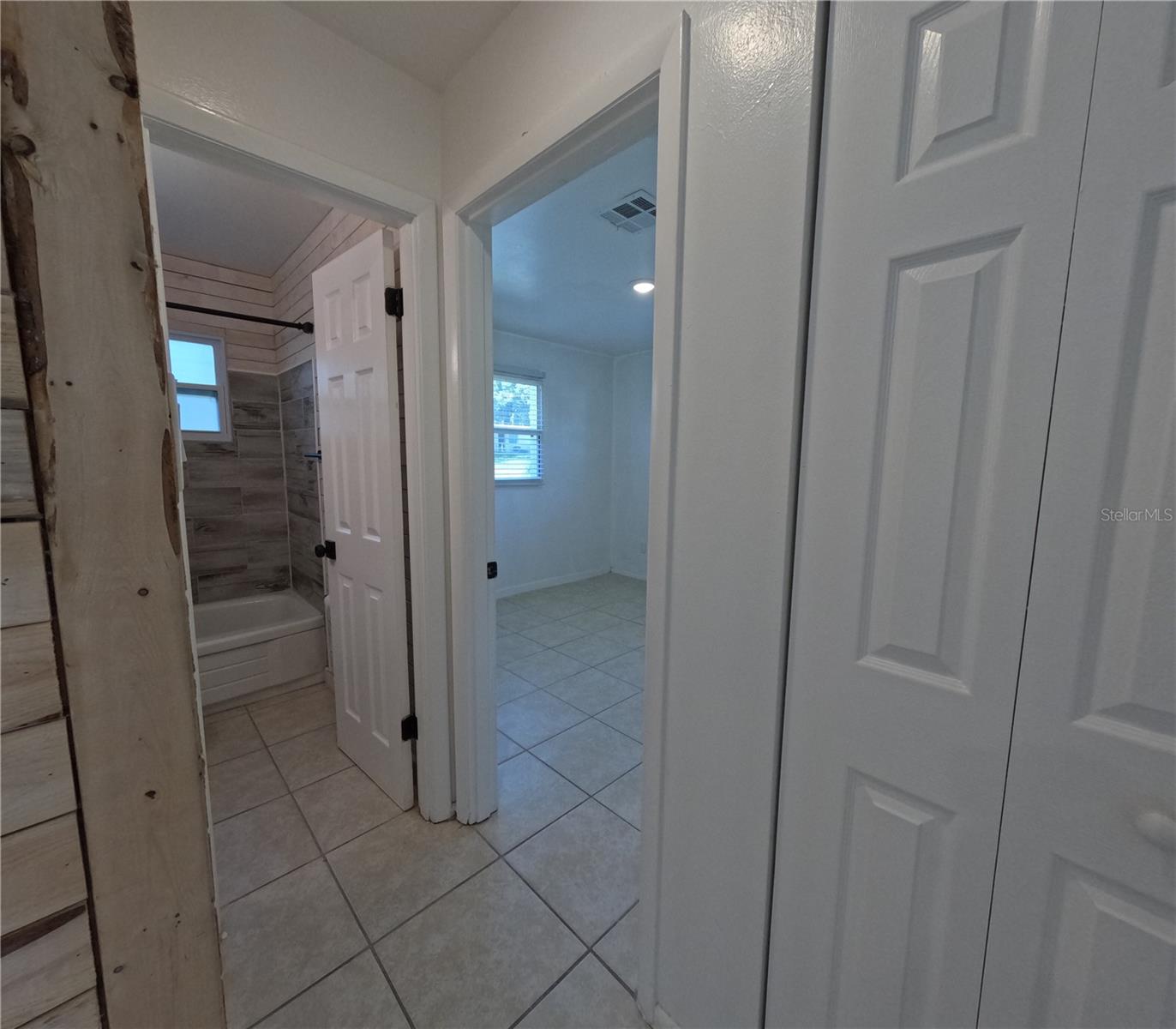 Image 13 of 17 For 809 Plumosa Avenue