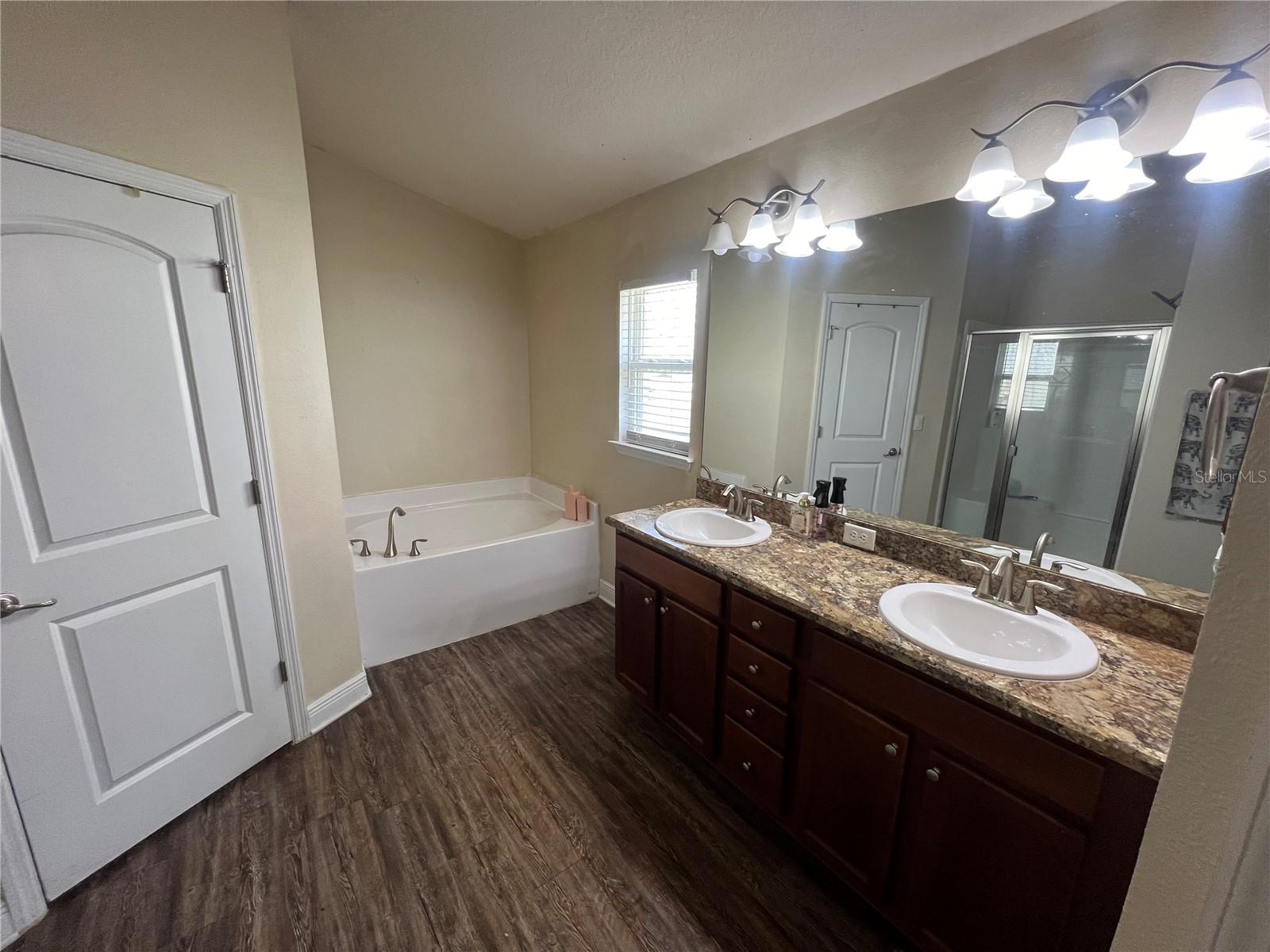 Image 16 of 24 For 1015 Sabine Place