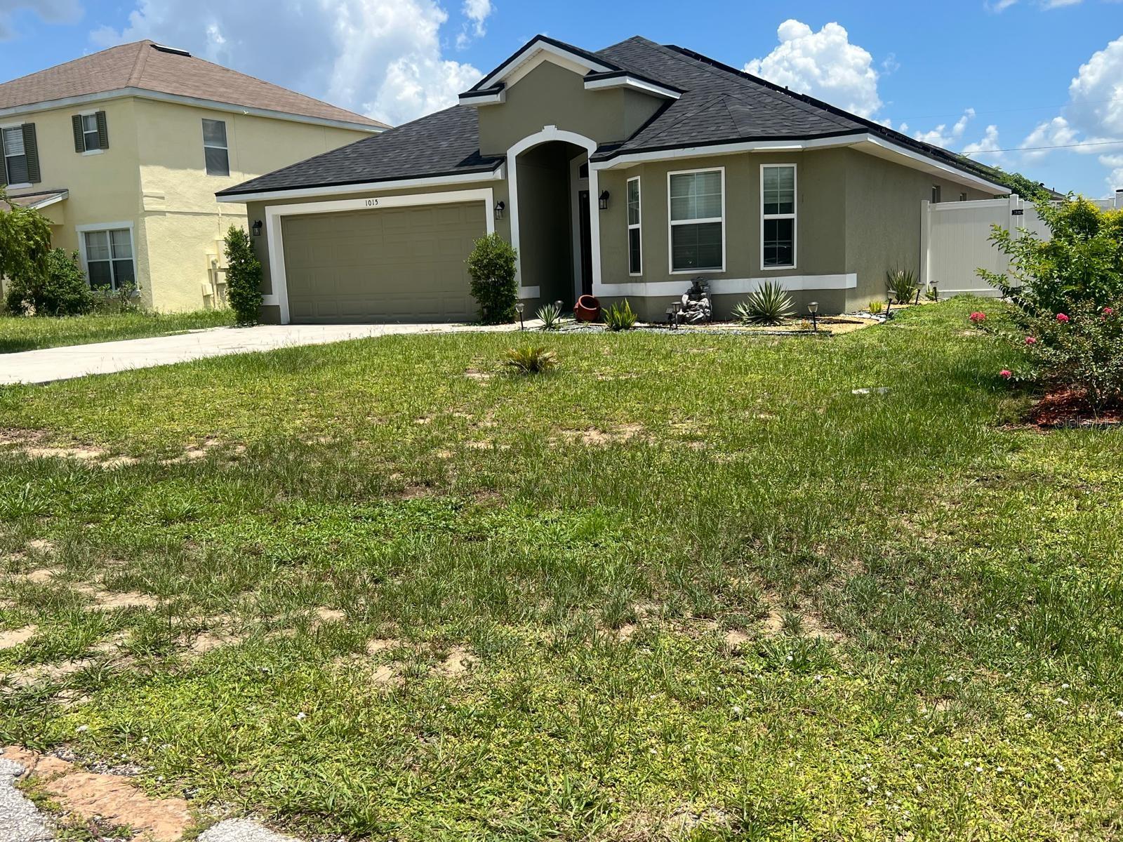 Image 6 of 24 For 1015 Sabine Place