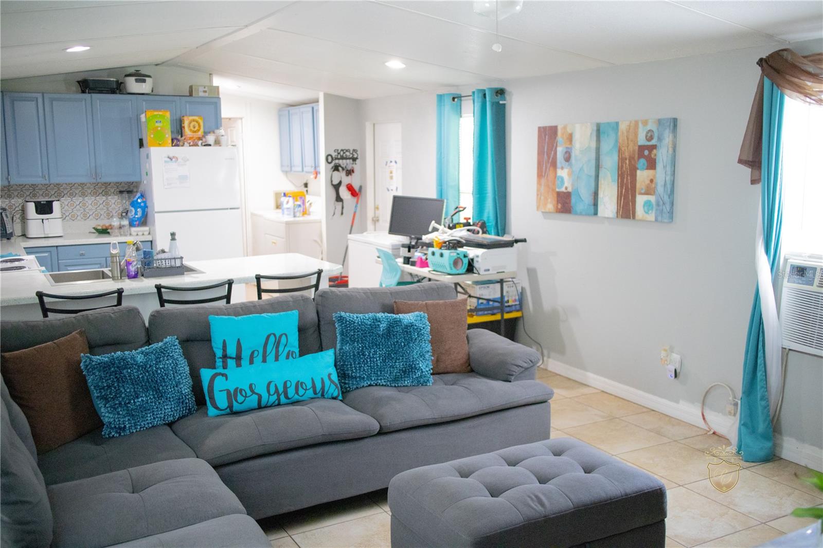 Image 3 of 17 For 860 6th Street