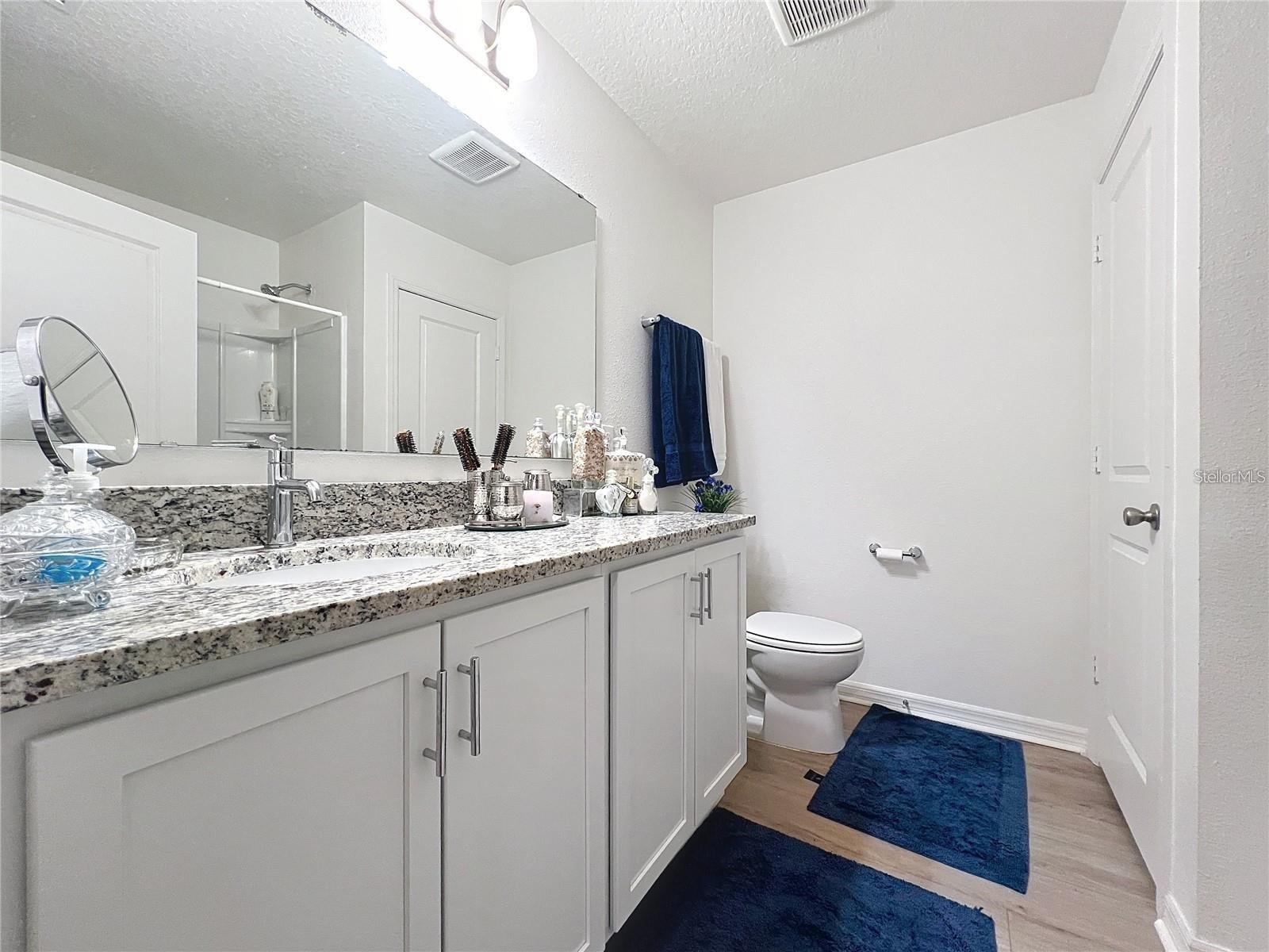 Image 11 of 17 For 1524 Venice Lane
