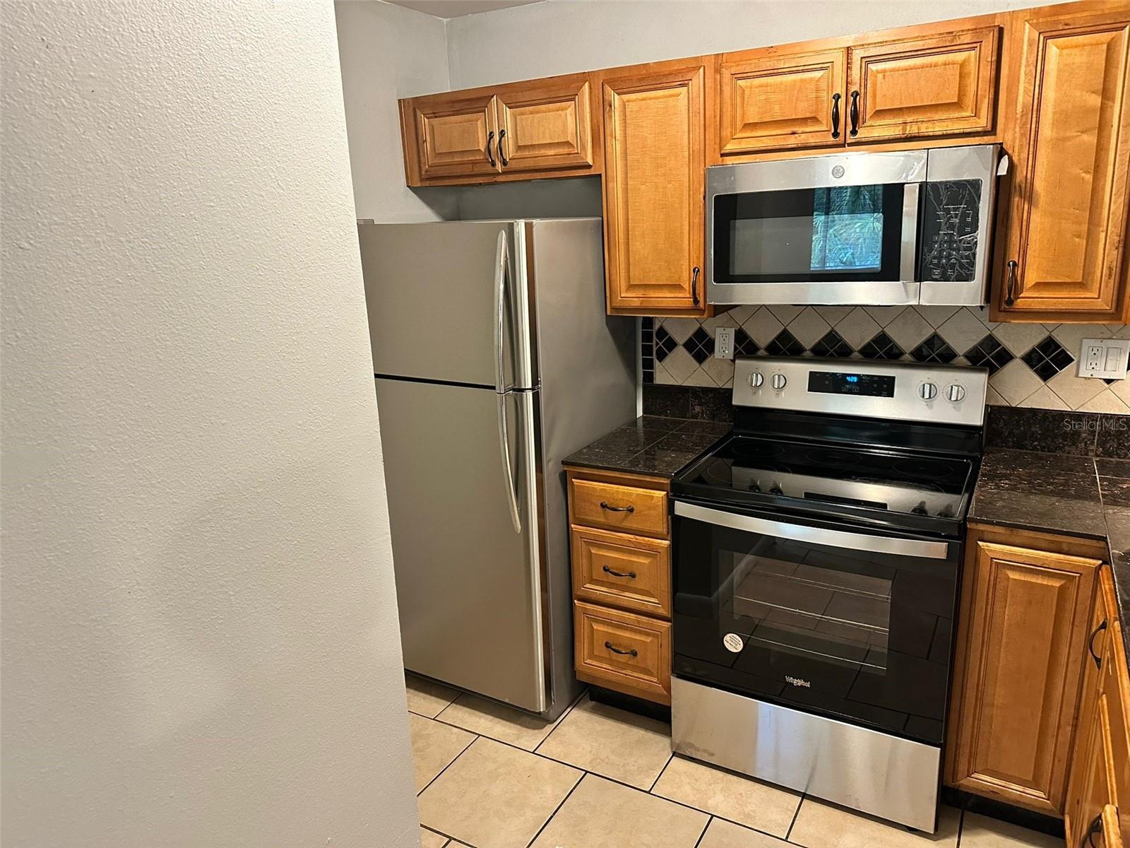 Image 8 of 10 For 5219 Via Hacienda Circle  211