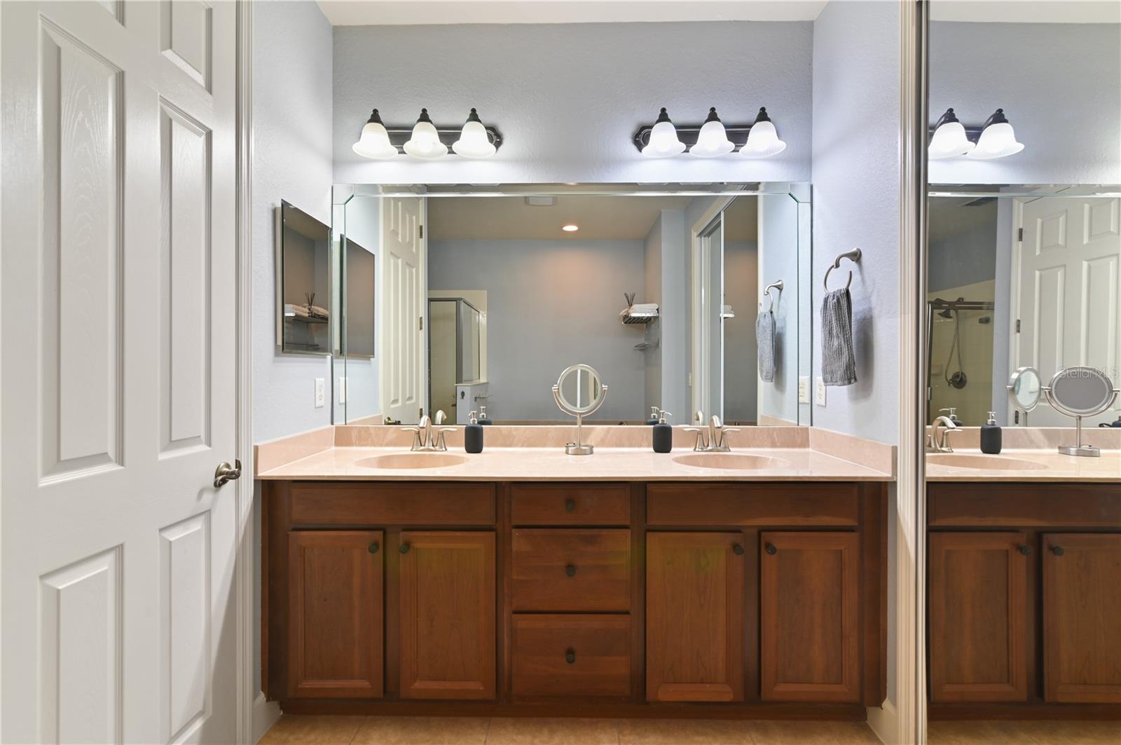 Image 19 of 63 For 2501 Harwich Drive