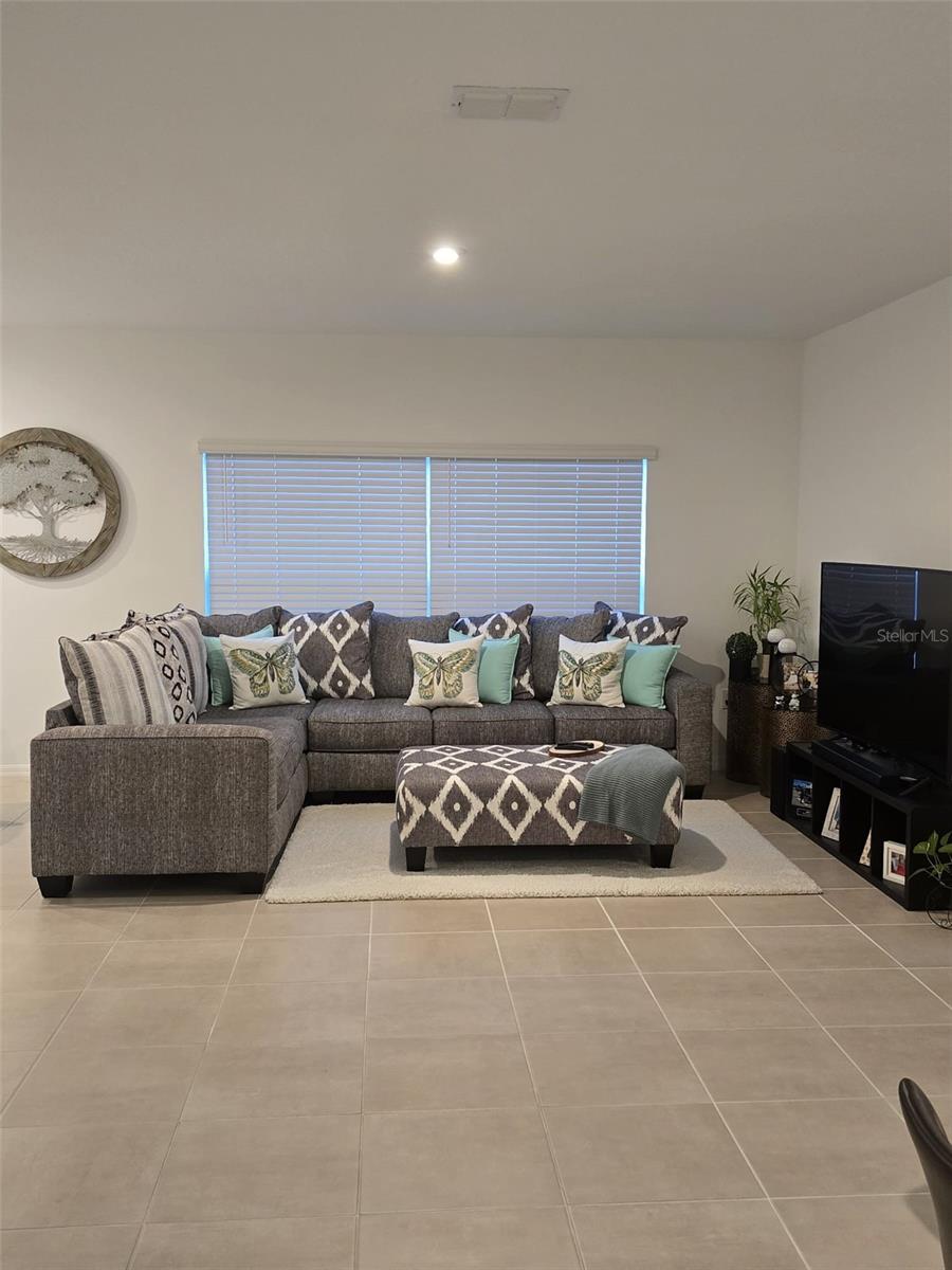 Image 4 of 12 For 4809 Vellacito Way