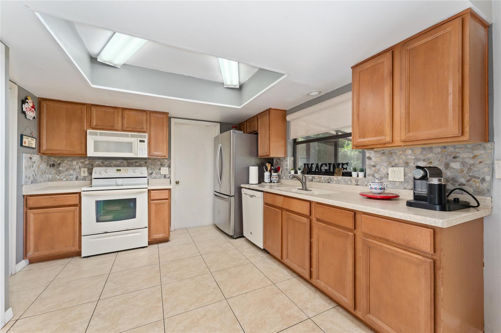 Image 20 of 38 For 7022 Talbot Drive