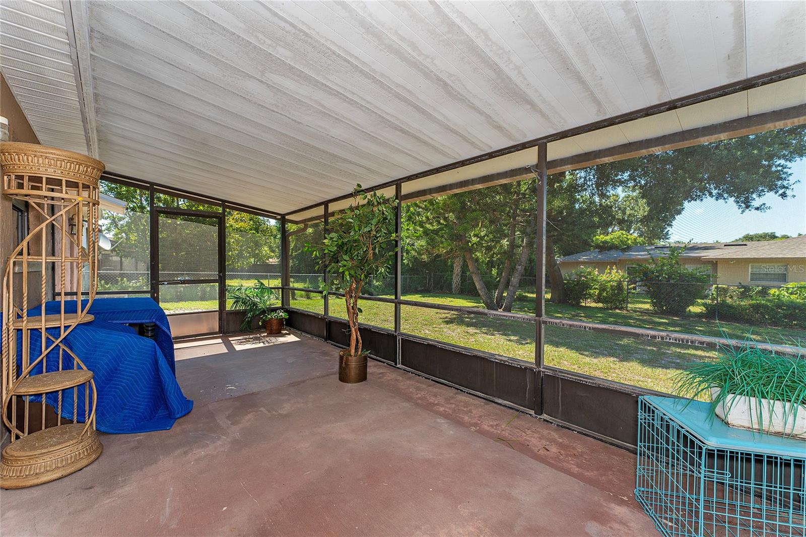 Image 33 of 38 For 7022 Talbot Drive
