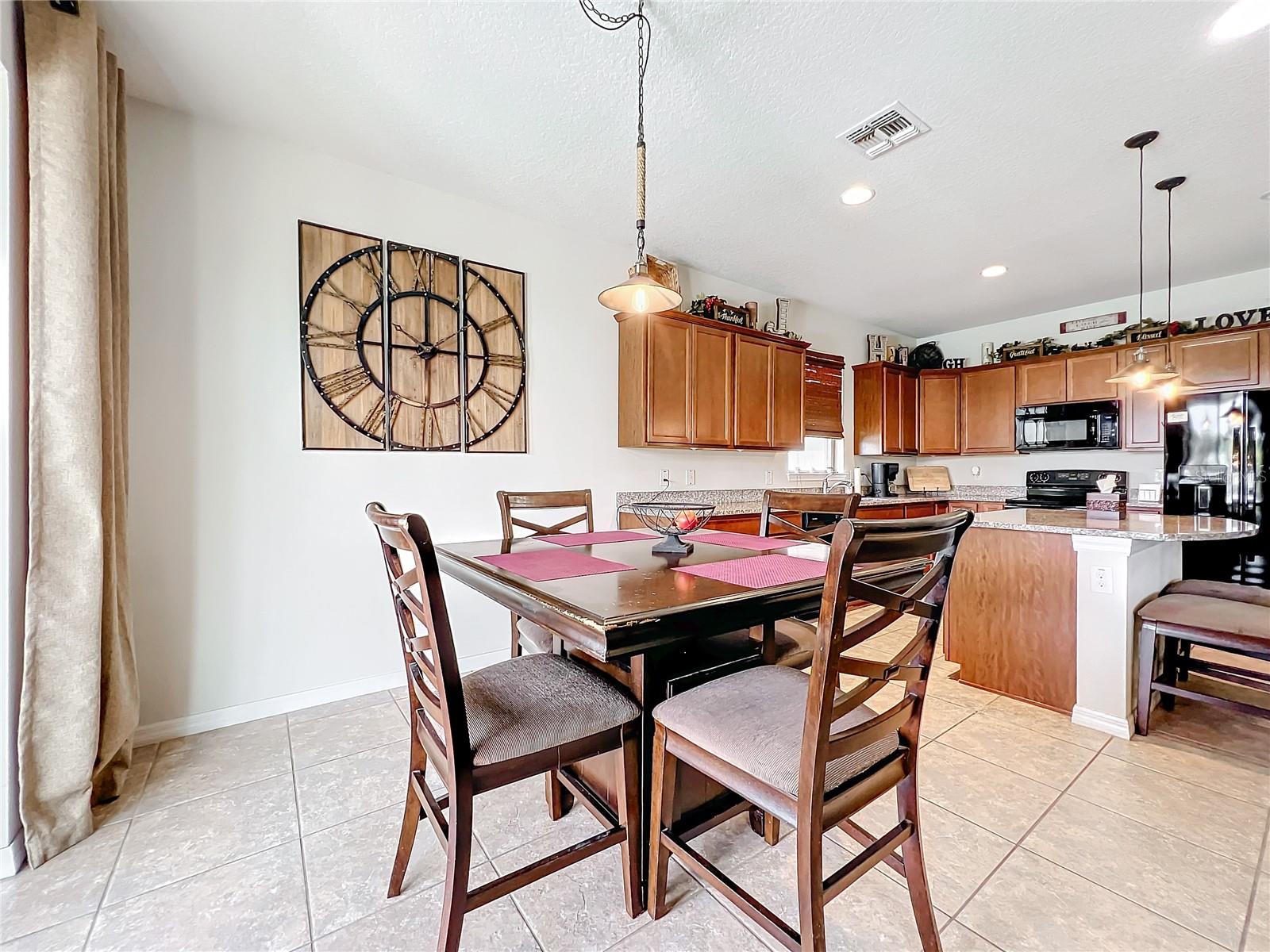 Image 20 of 48 For 8804 Hinsdale Heights Drive