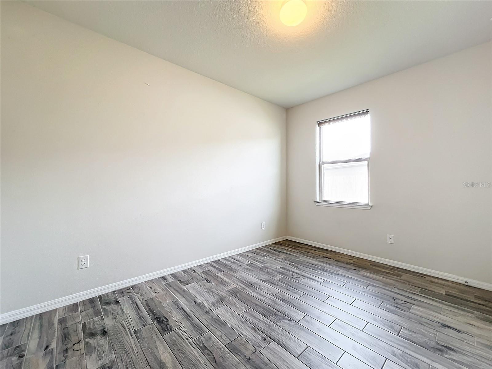 Image 22 of 48 For 8804 Hinsdale Heights Drive