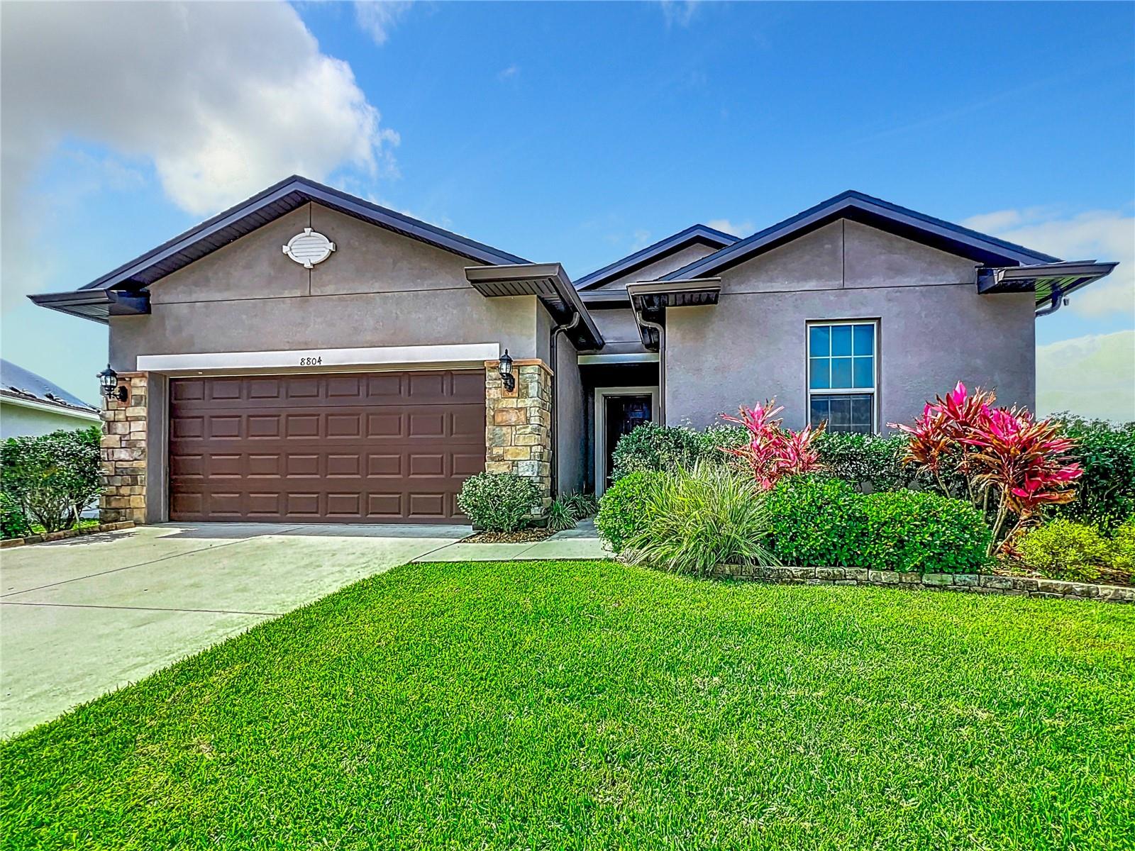 Image 4 of 12 For 8804 Hinsdale Heights Drive