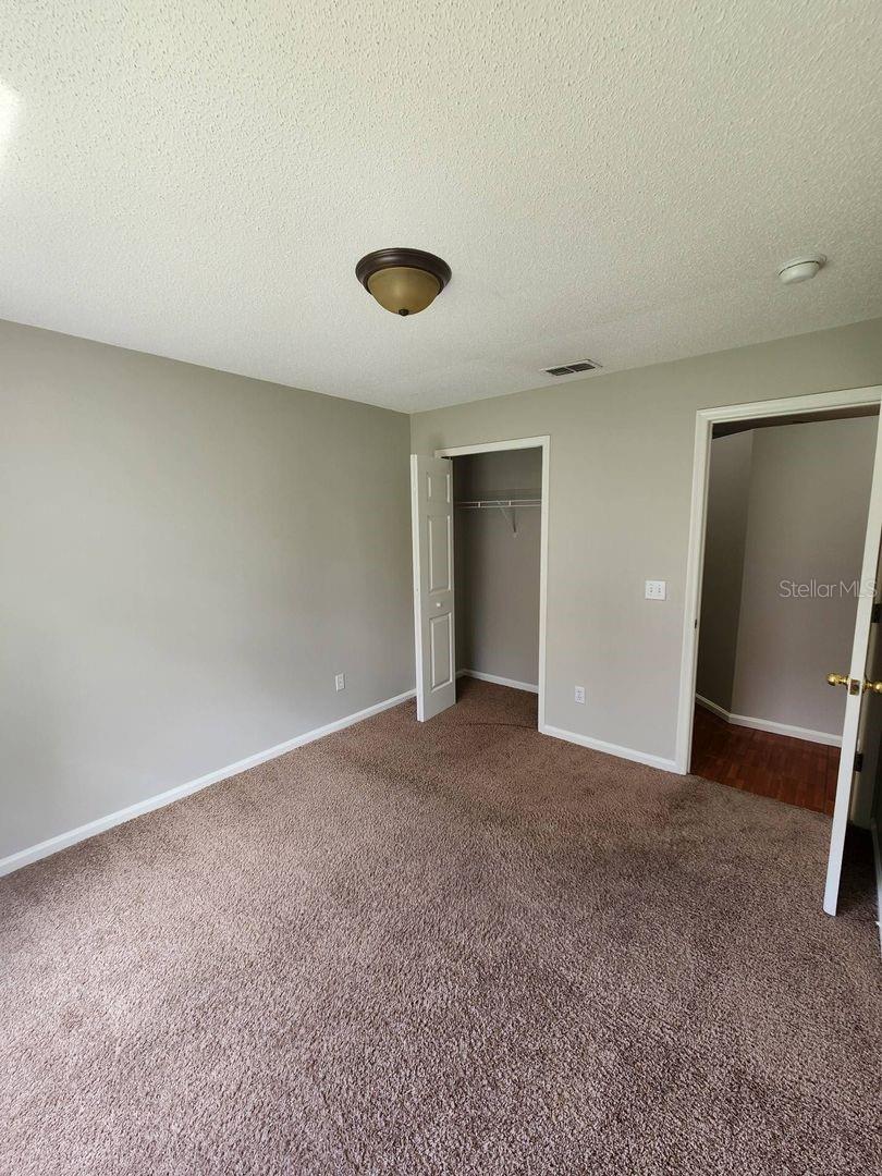 Image 38 of 51 For 801 Hazel Grove Court