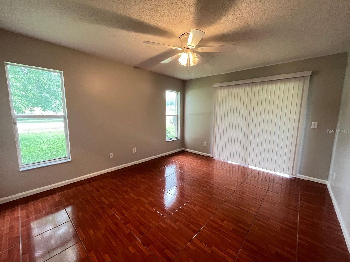 Image 7 of 51 For 801 Hazel Grove Court