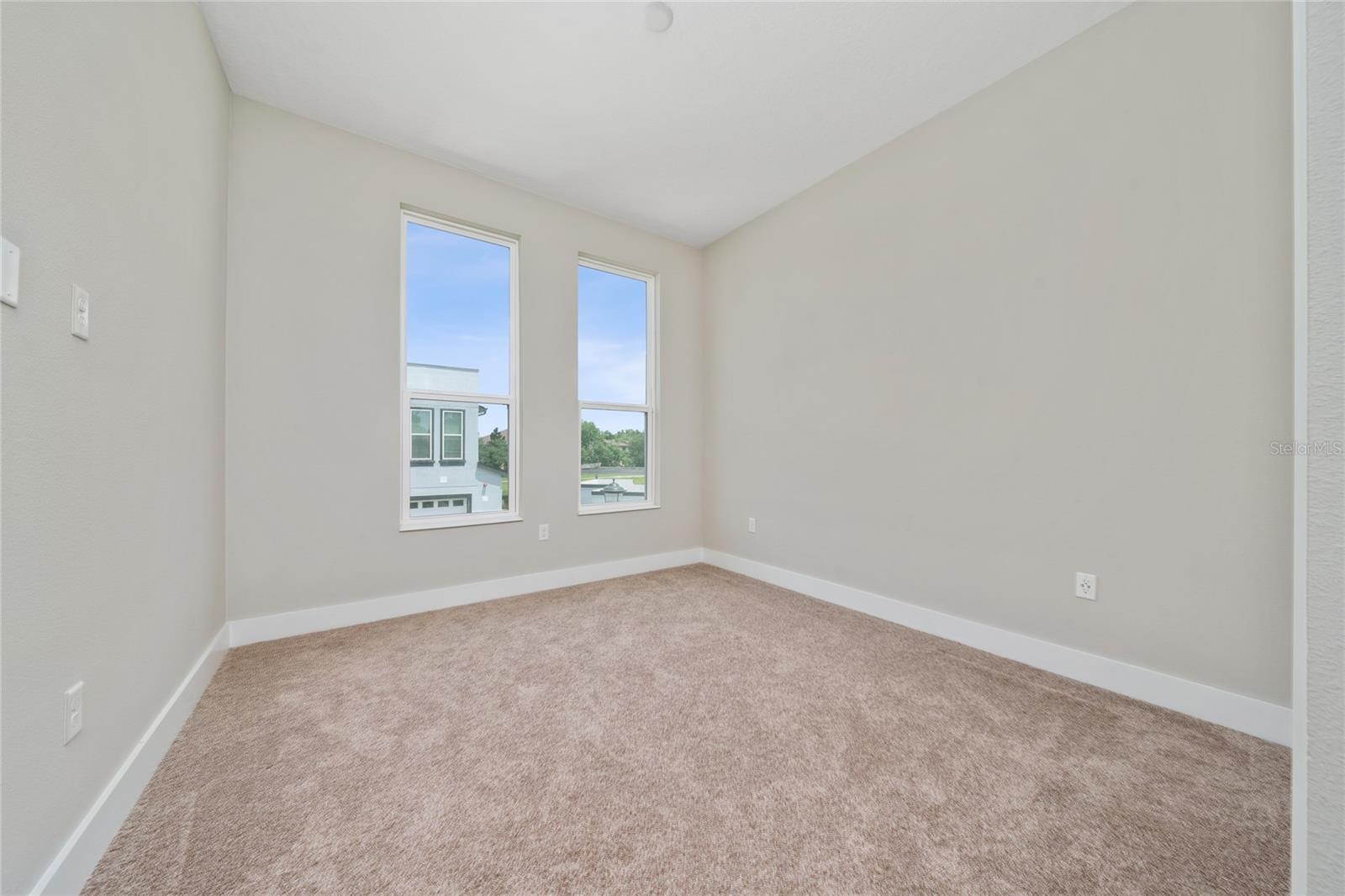 Image 11 of 19 For 1800 Houston Street