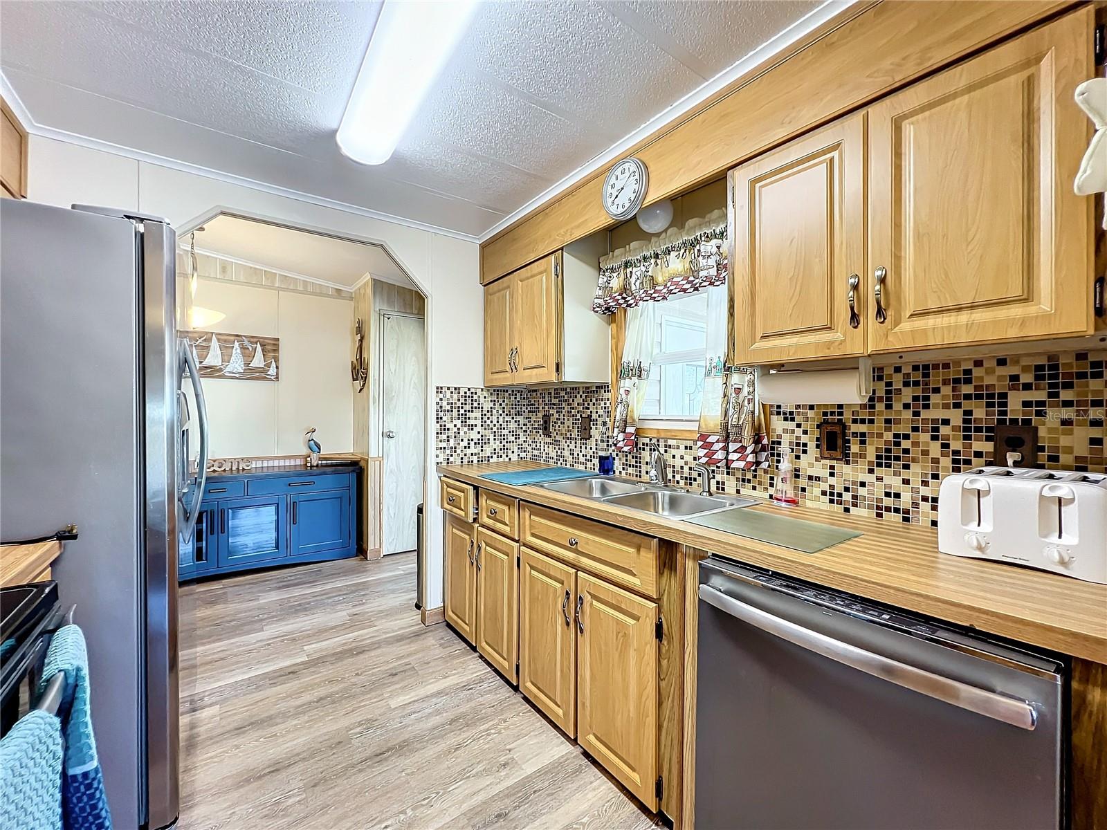 Image 15 of 47 For 6782 Brentwood Drive Ne