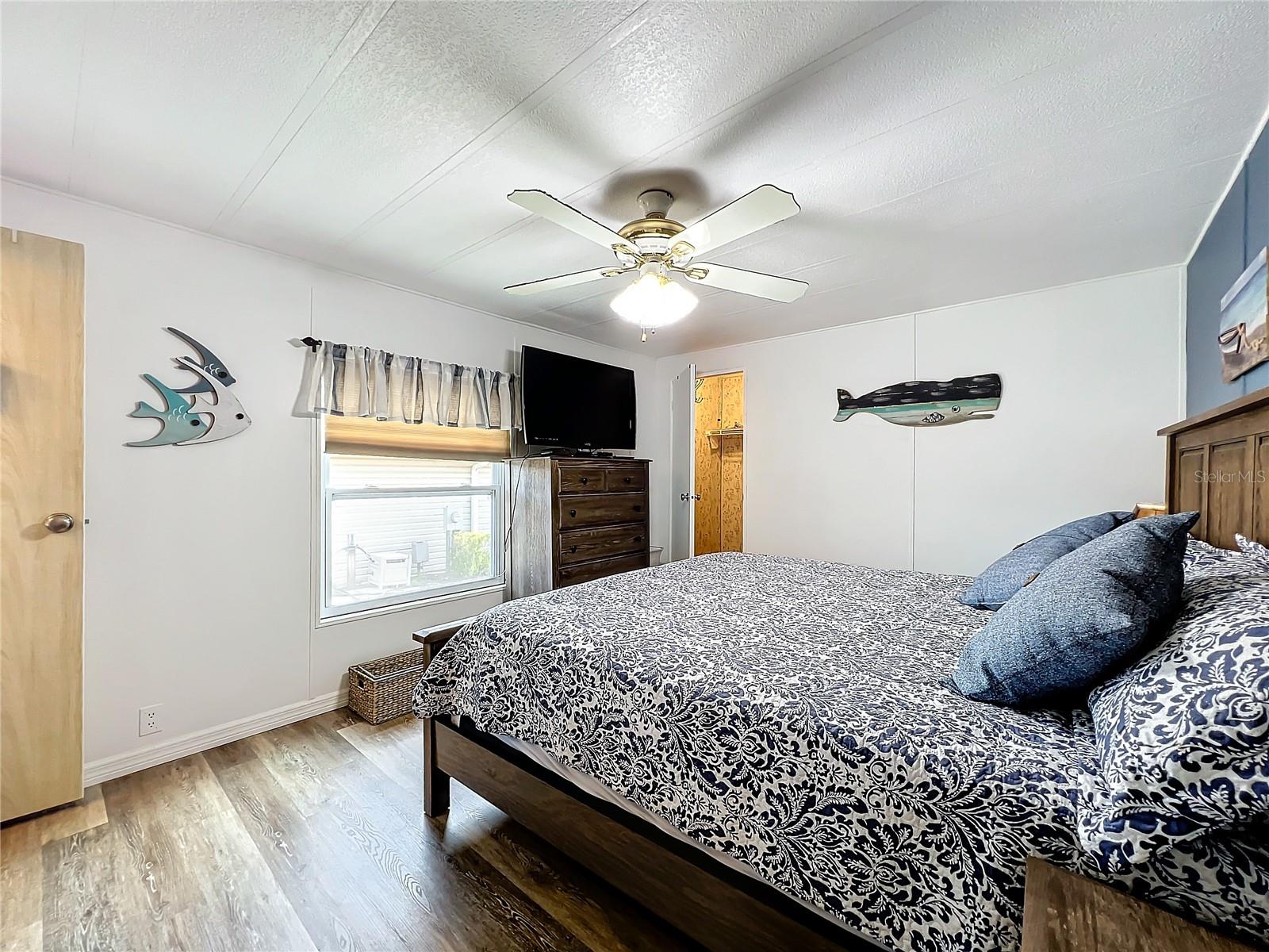 Image 17 of 47 For 6782 Brentwood Drive Ne