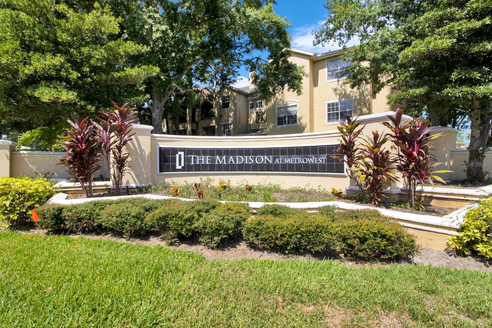 Image 2 of 8 For 2598 Robert Trent Jones Drive 1033