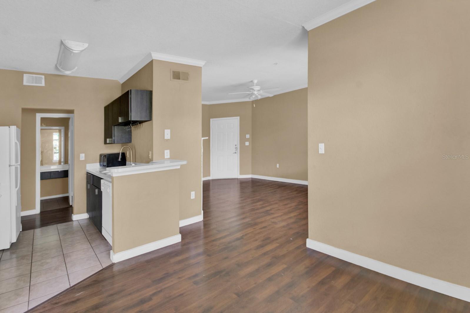 Image 5 of 8 For 2598 Robert Trent Jones Drive 1033