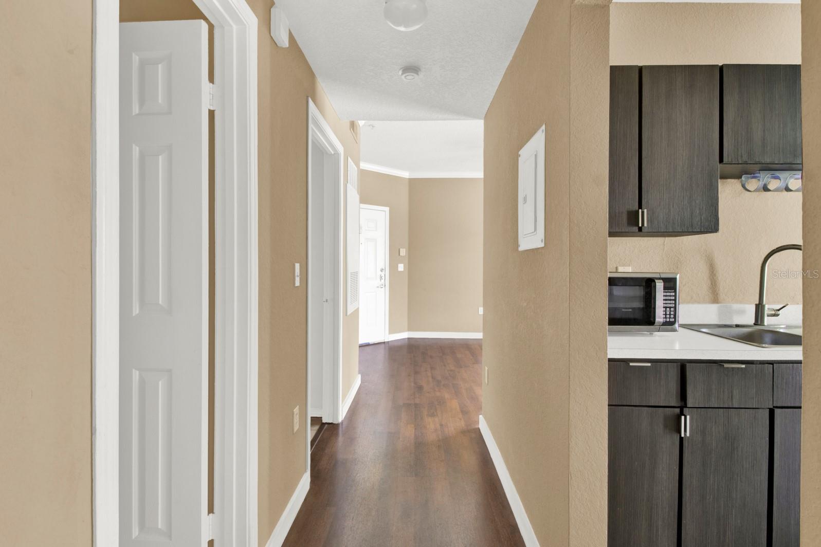 Image 6 of 8 For 2598 Robert Trent Jones Drive 1033