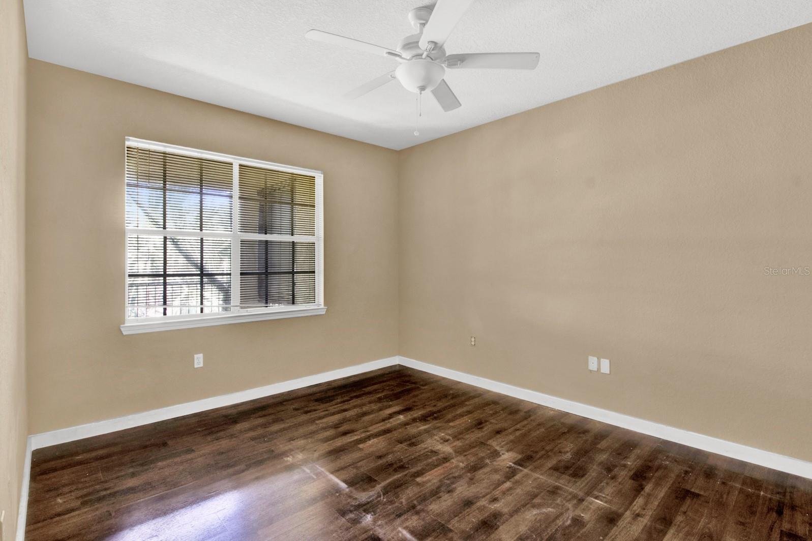 Image 7 of 8 For 2598 Robert Trent Jones Drive 1033