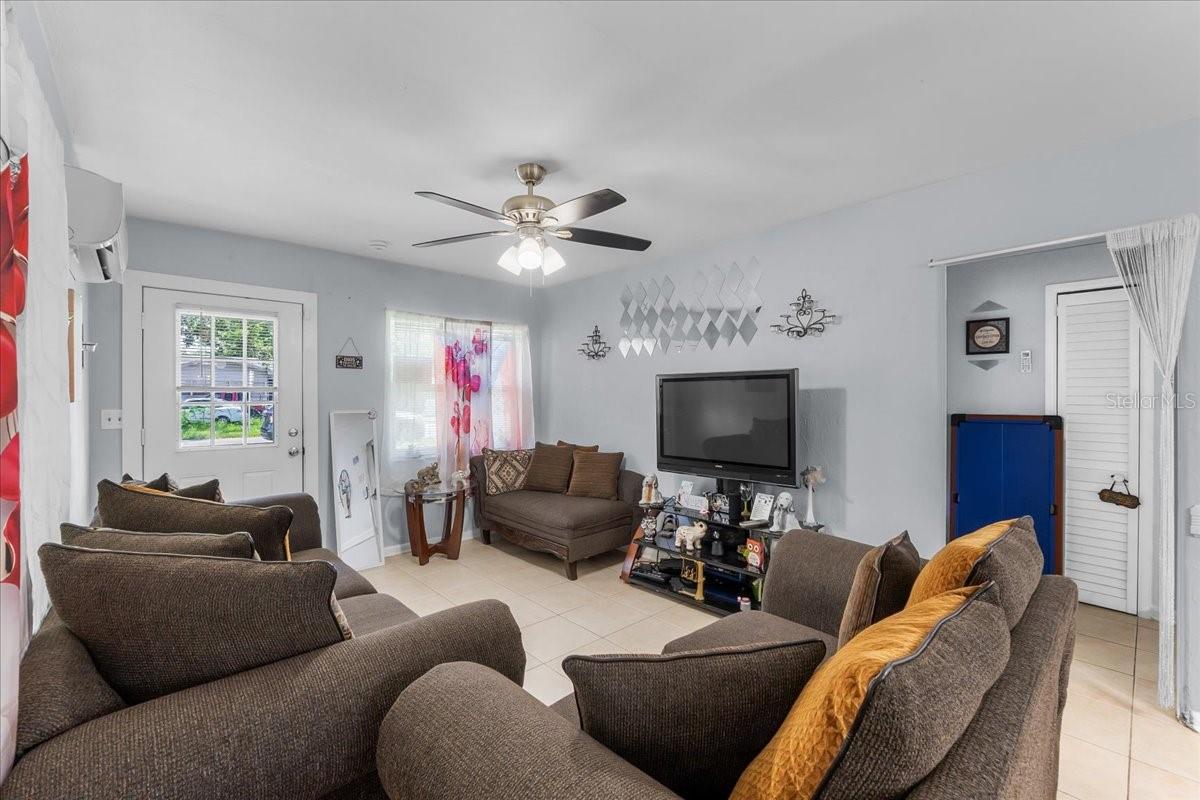 Image 8 of 23 For 3393 Avenue J Nw