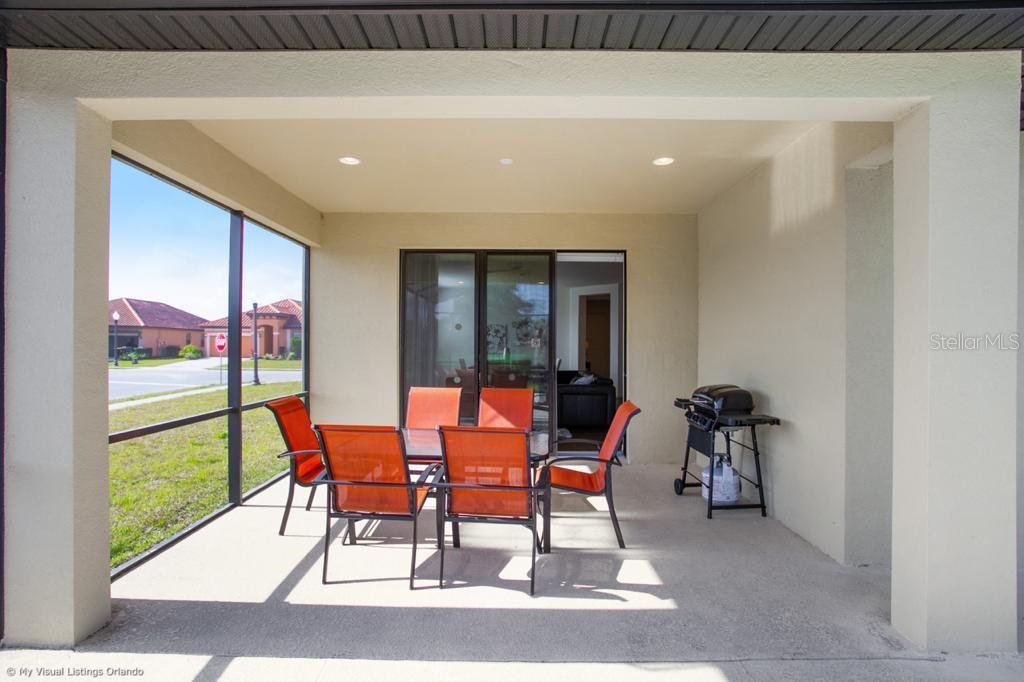 Image 18 of 28 For 2505 Rosemont Circle