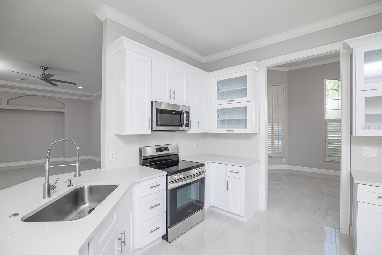Image 29 of 48 For 3051 Granada Boulevard