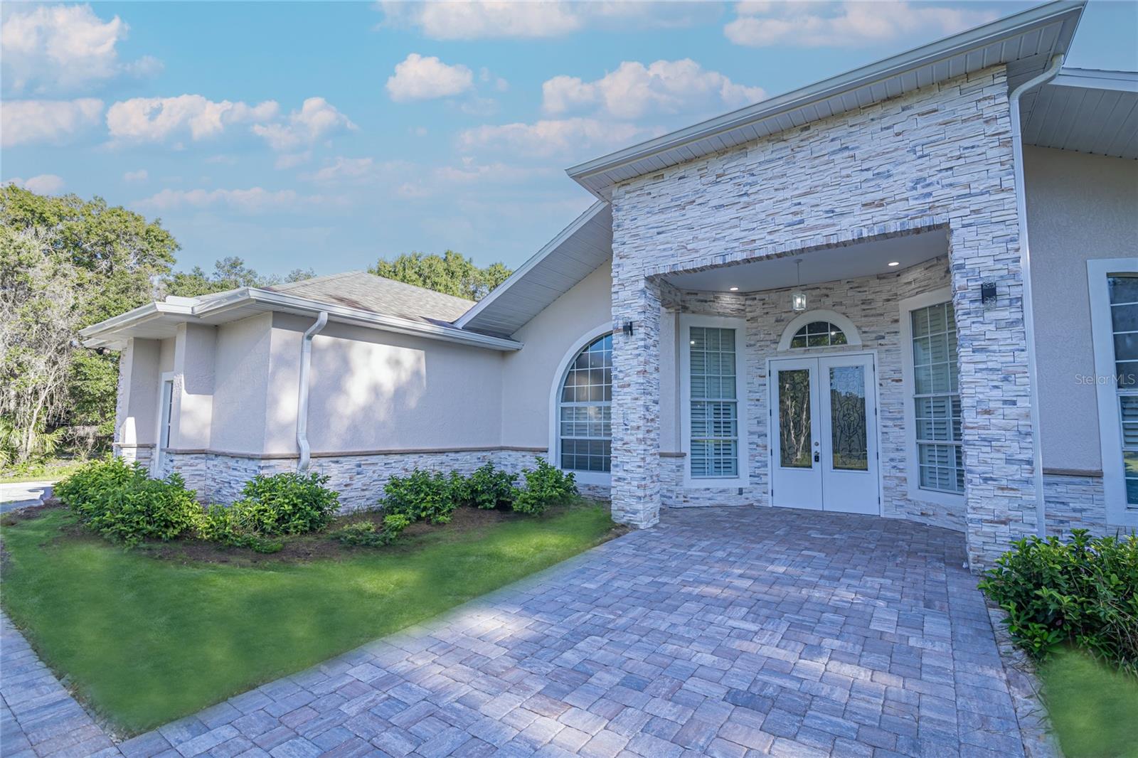 Image 3 of 48 For 3051 Granada Boulevard
