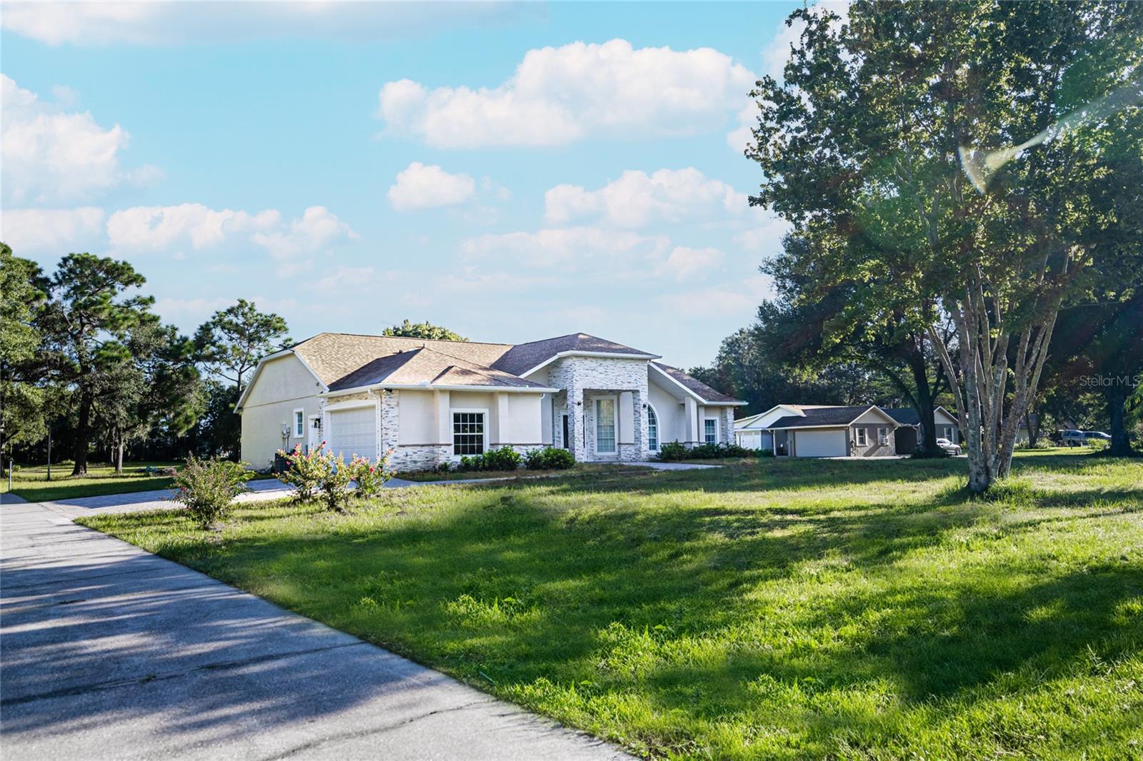 Image 35 of 48 For 3051 Granada Boulevard