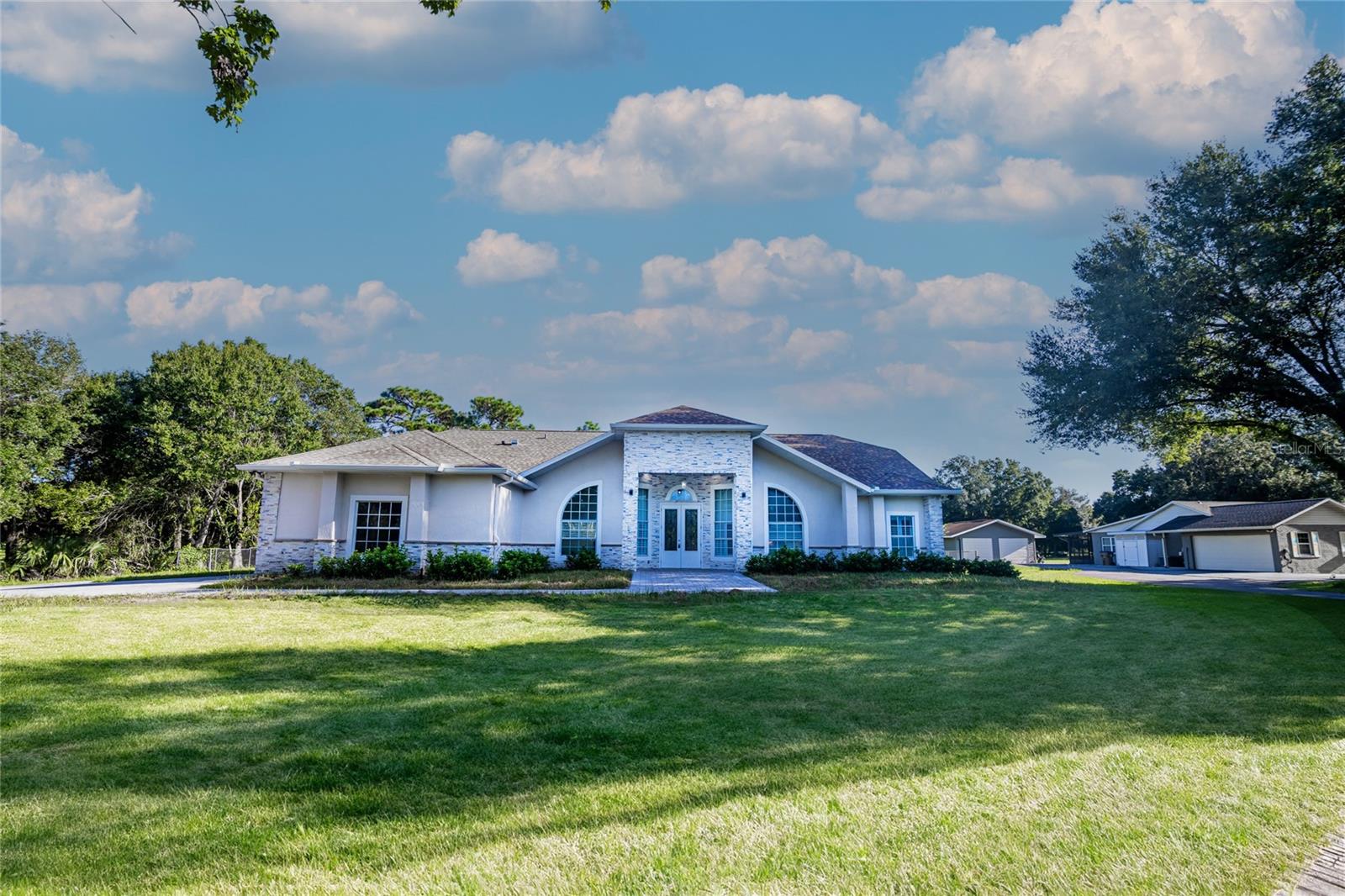 Image 40 of 48 For 3051 Granada Boulevard