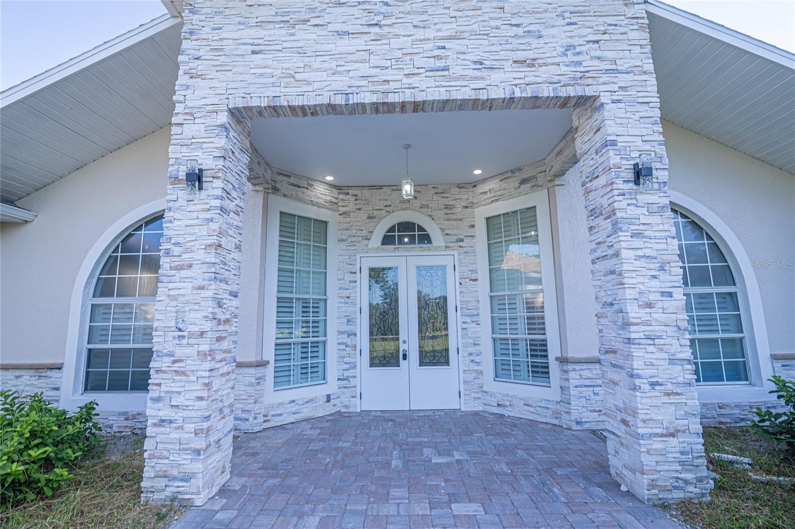 Image 5 of 48 For 3051 Granada Boulevard