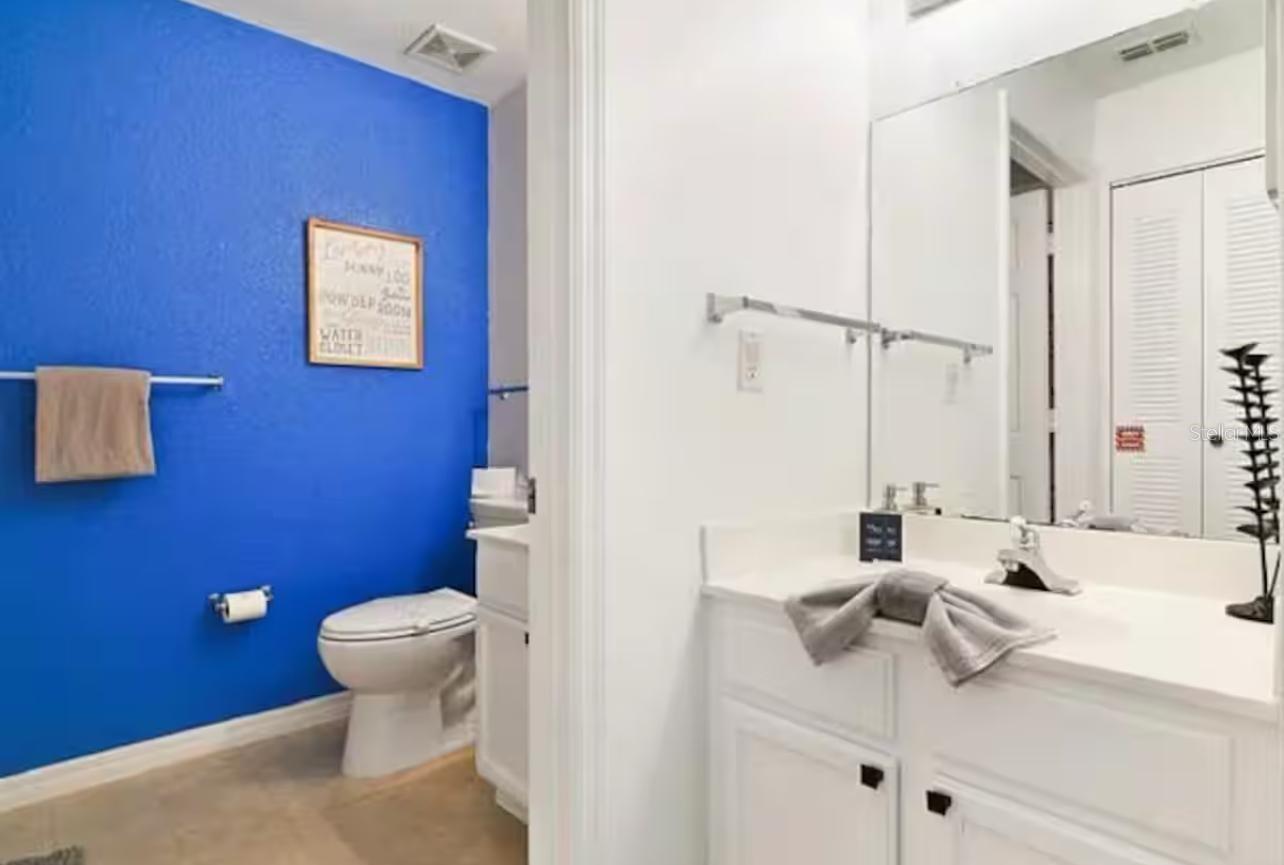 Image 15 of 21 For 4560 Yellowgold Road E 105