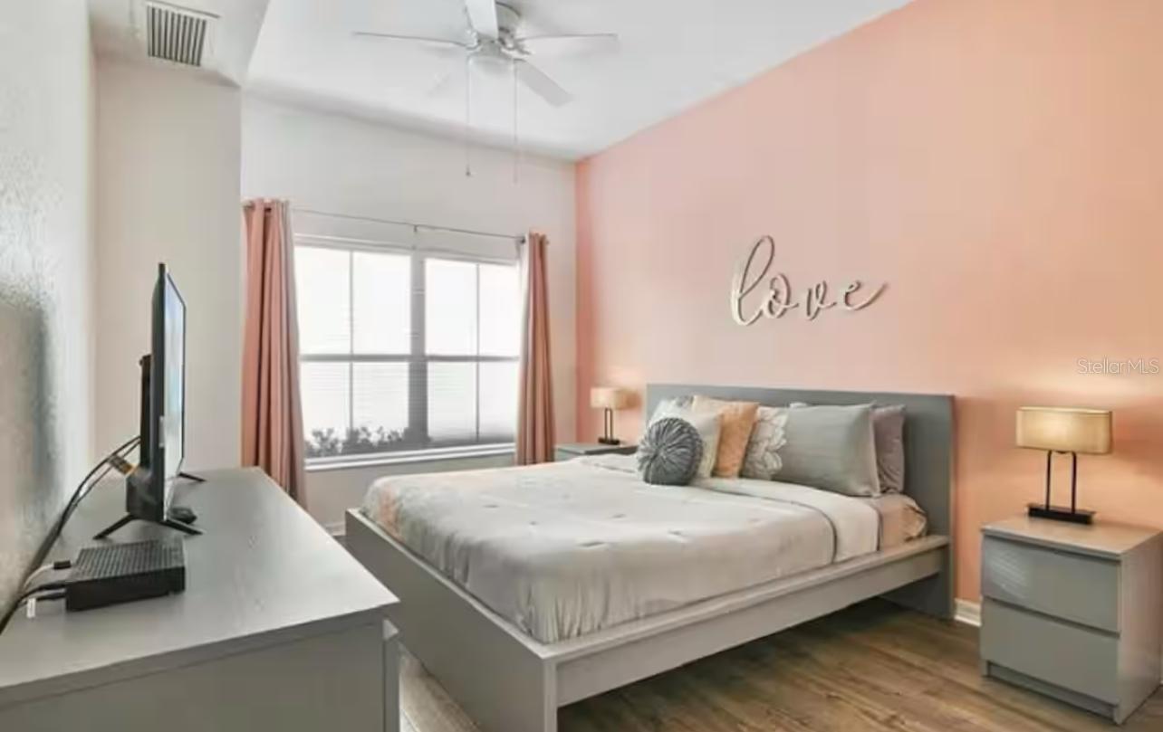 Image 6 of 21 For 4560 Yellowgold Road E 105