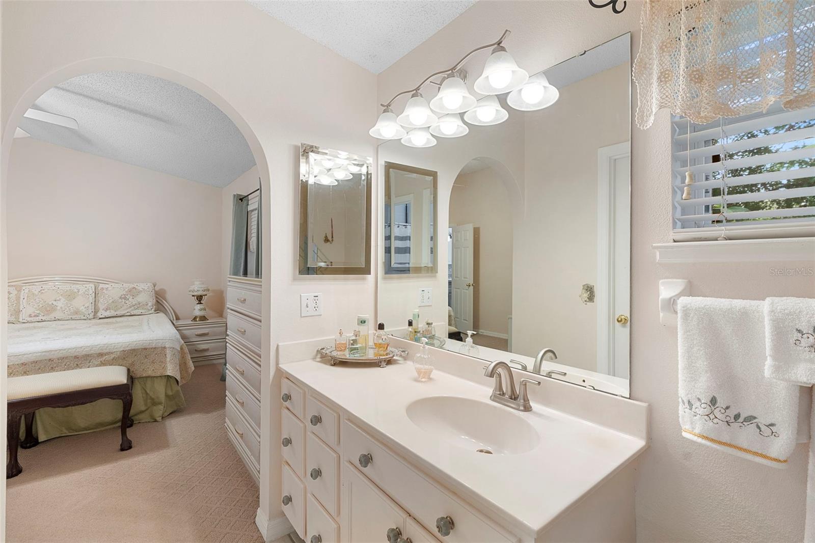 Image 27 of 41 For 2242 Wekiva Reserve Boulevard