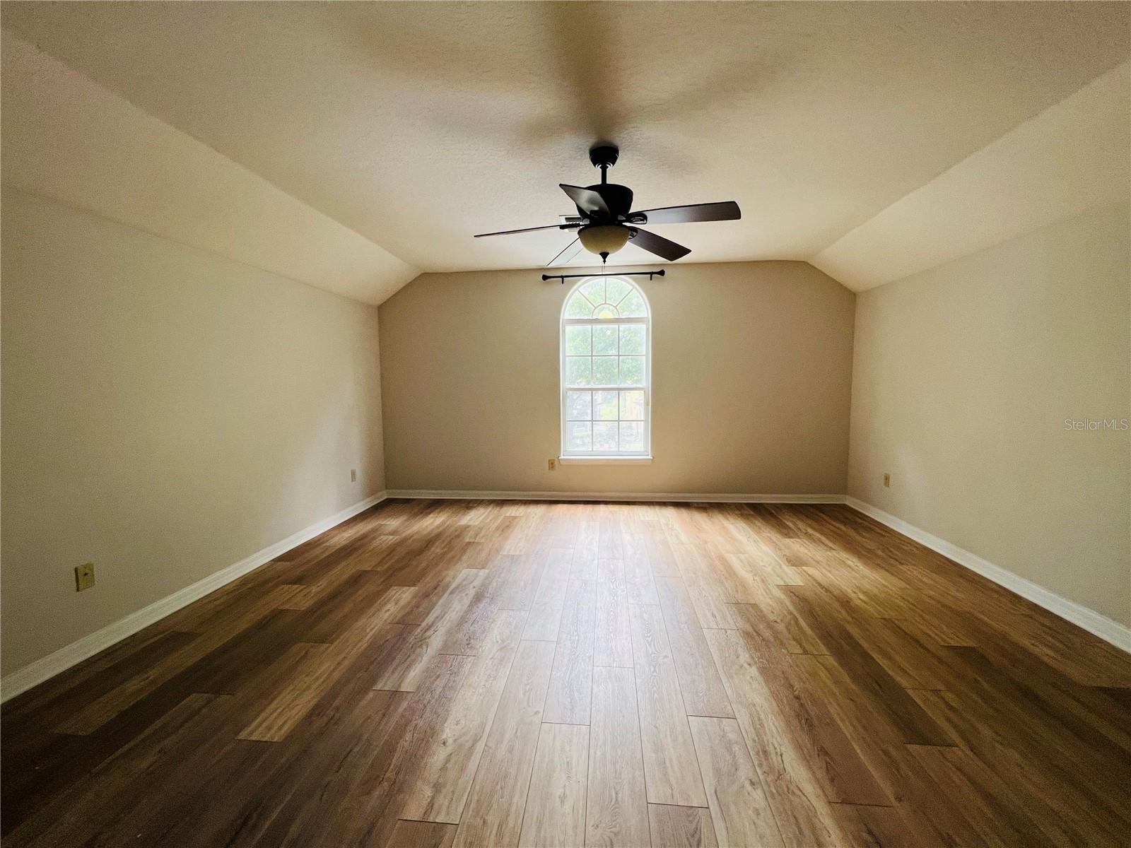 Image 26 of 28 For 8413 Saint Marino Boulevard