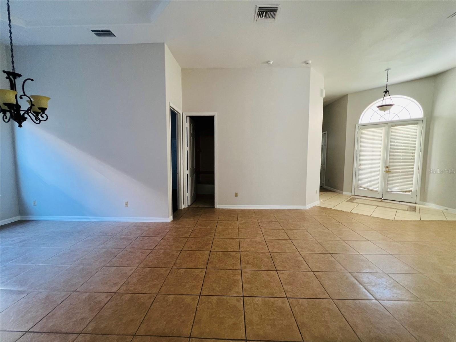 Image 5 of 28 For 8413 Saint Marino Boulevard