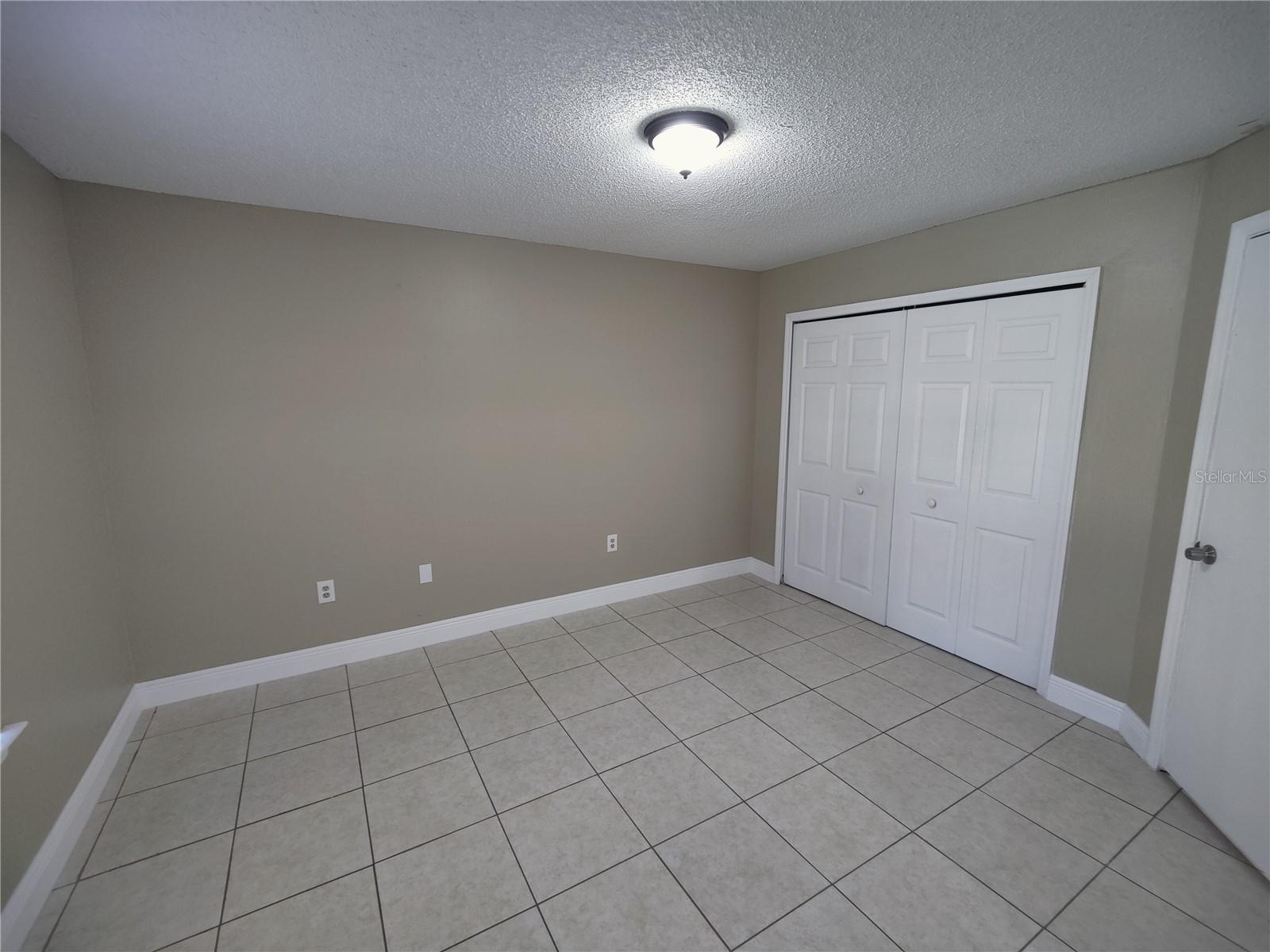 Image 21 of 35 For 445 Fountainhead Circle 157
