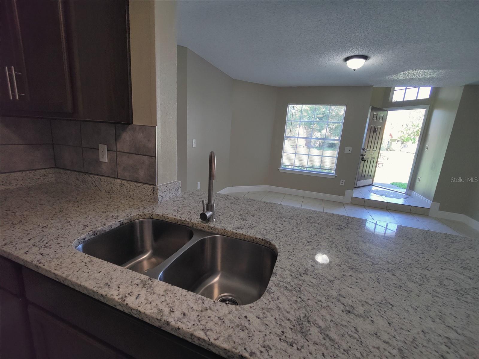 Image 6 of 35 For 445 Fountainhead Circle 157