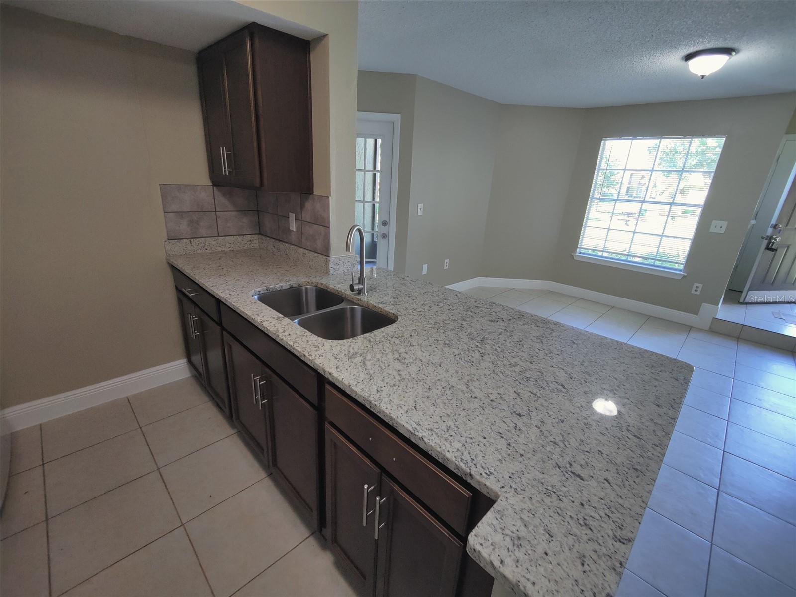 Image 7 of 35 For 445 Fountainhead Circle 157