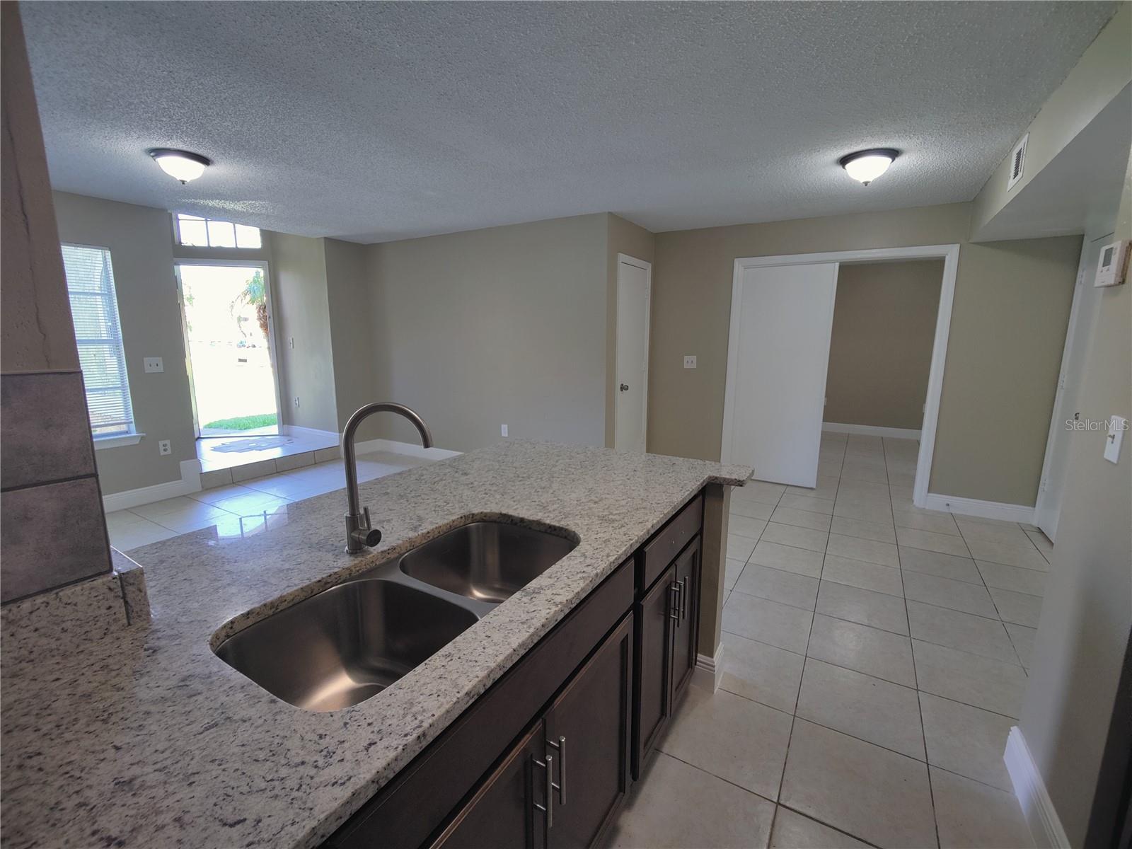 Image 8 of 35 For 445 Fountainhead Circle 157