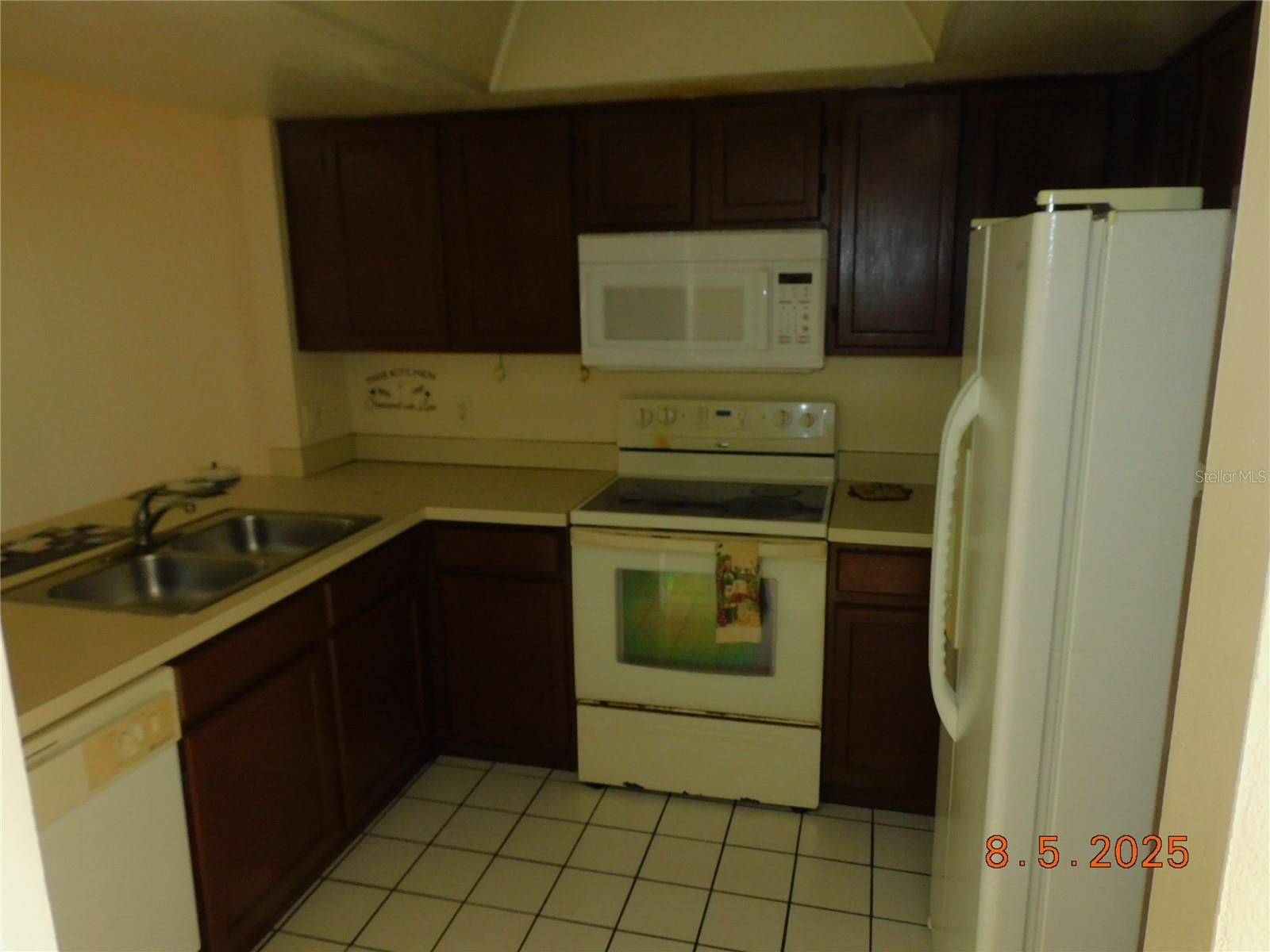 Image 4 of 10 For 2413 Summerfield Way 2413
