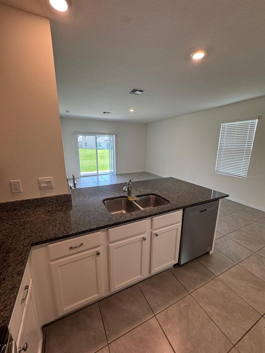 Image 15 of 27 For 2422 Taloncrest Court