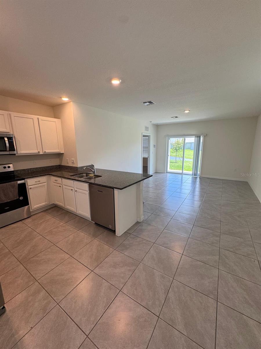 Image 8 of 27 For 2422 Taloncrest Court
