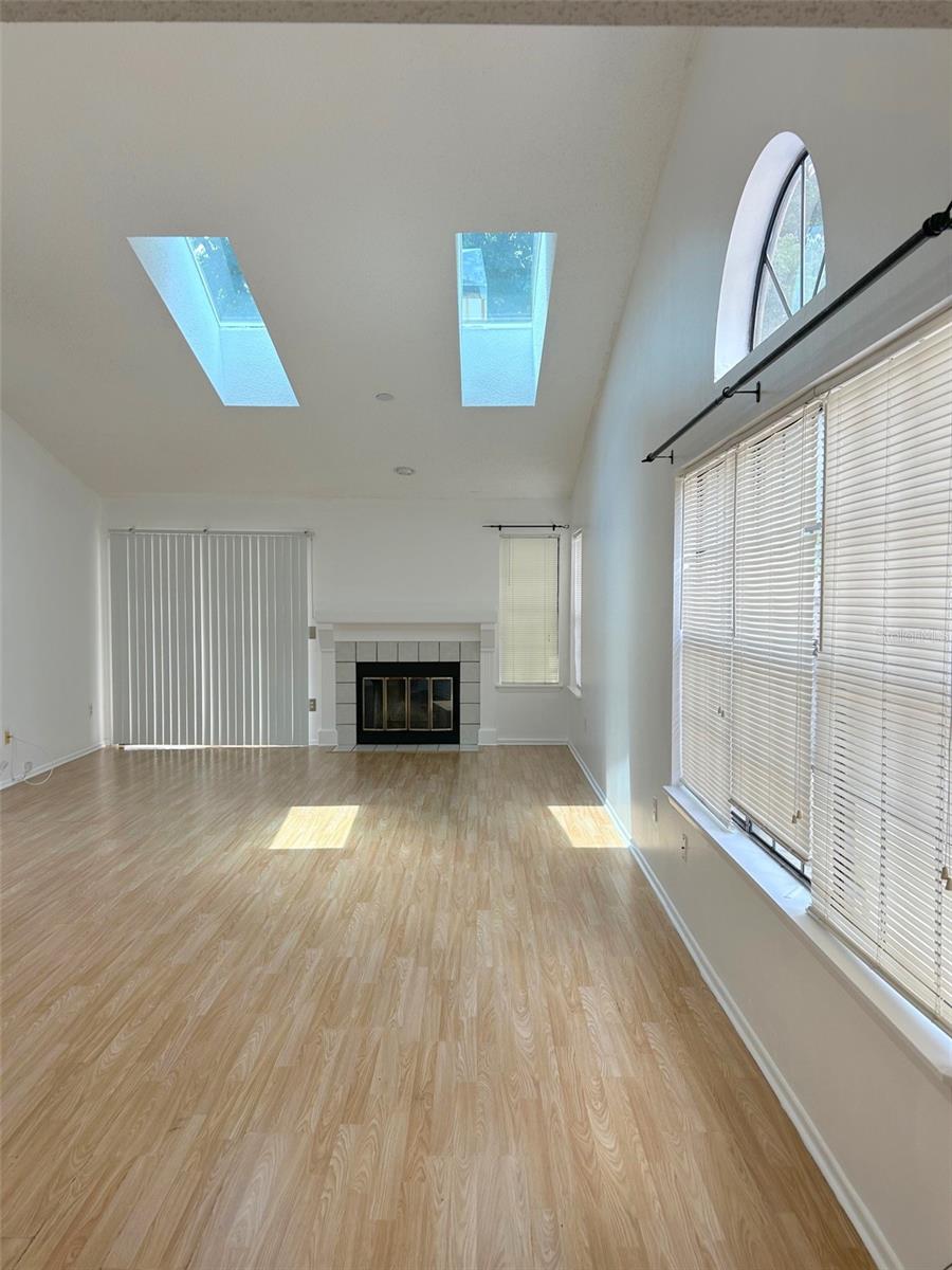 Image 3 of 9 For 2900 Risser Avenue