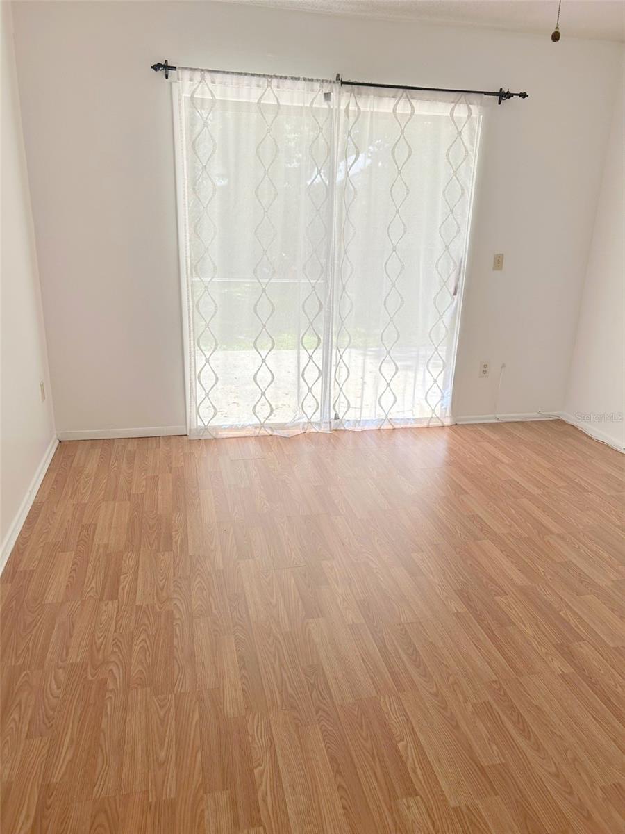 Image 5 of 9 For 2900 Risser Avenue