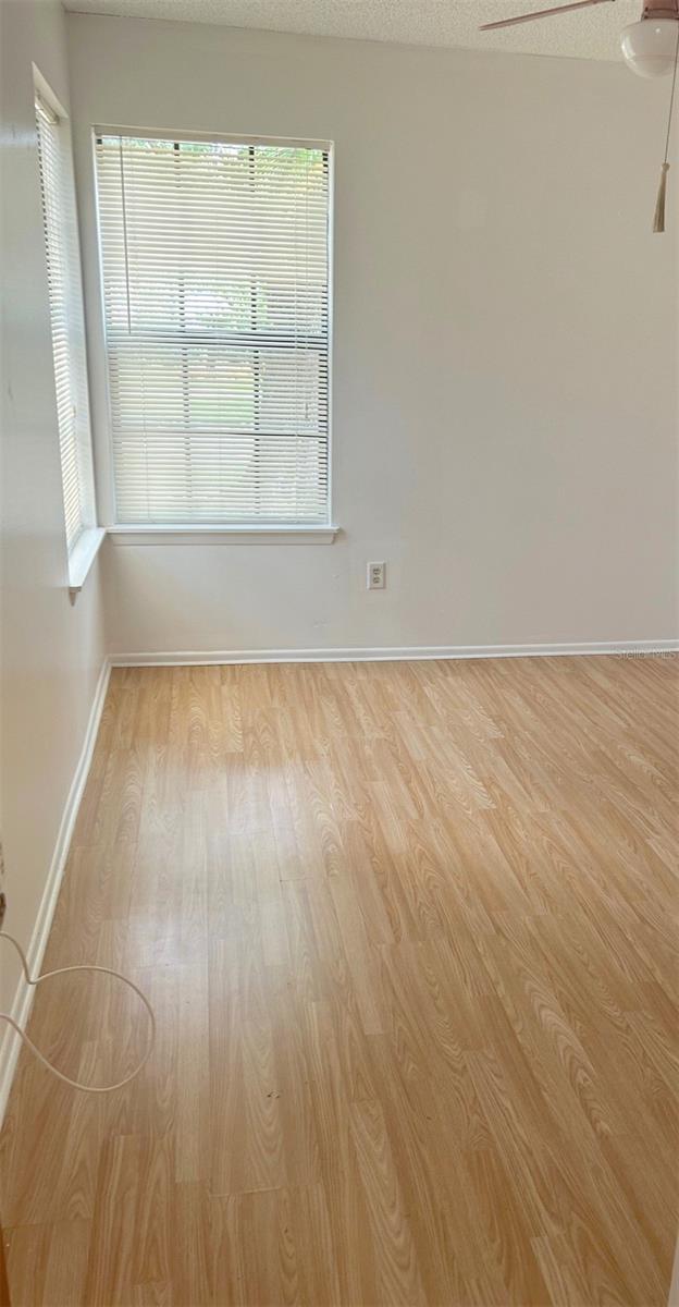 Image 8 of 9 For 2900 Risser Avenue