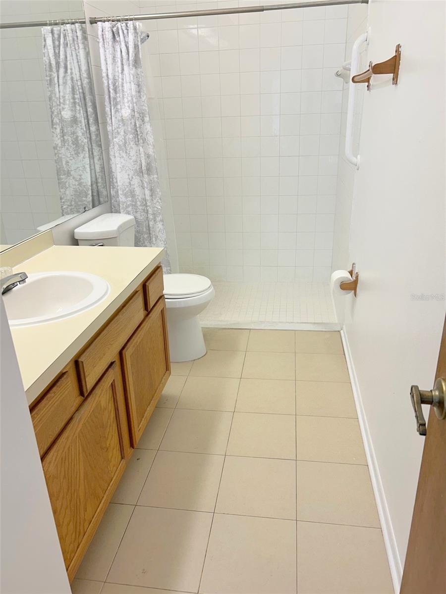 Image 9 of 9 For 2900 Risser Avenue