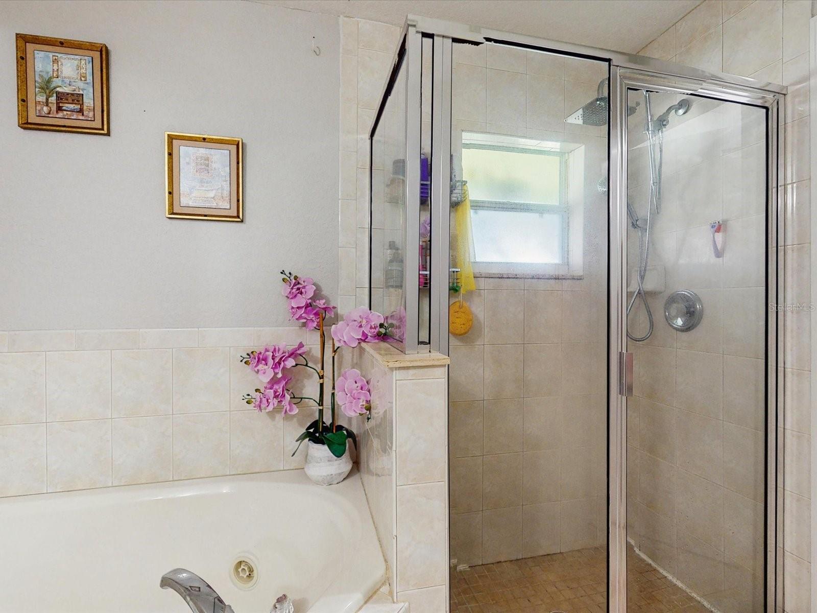 Image 12 of 40 For 411 Mallard Way