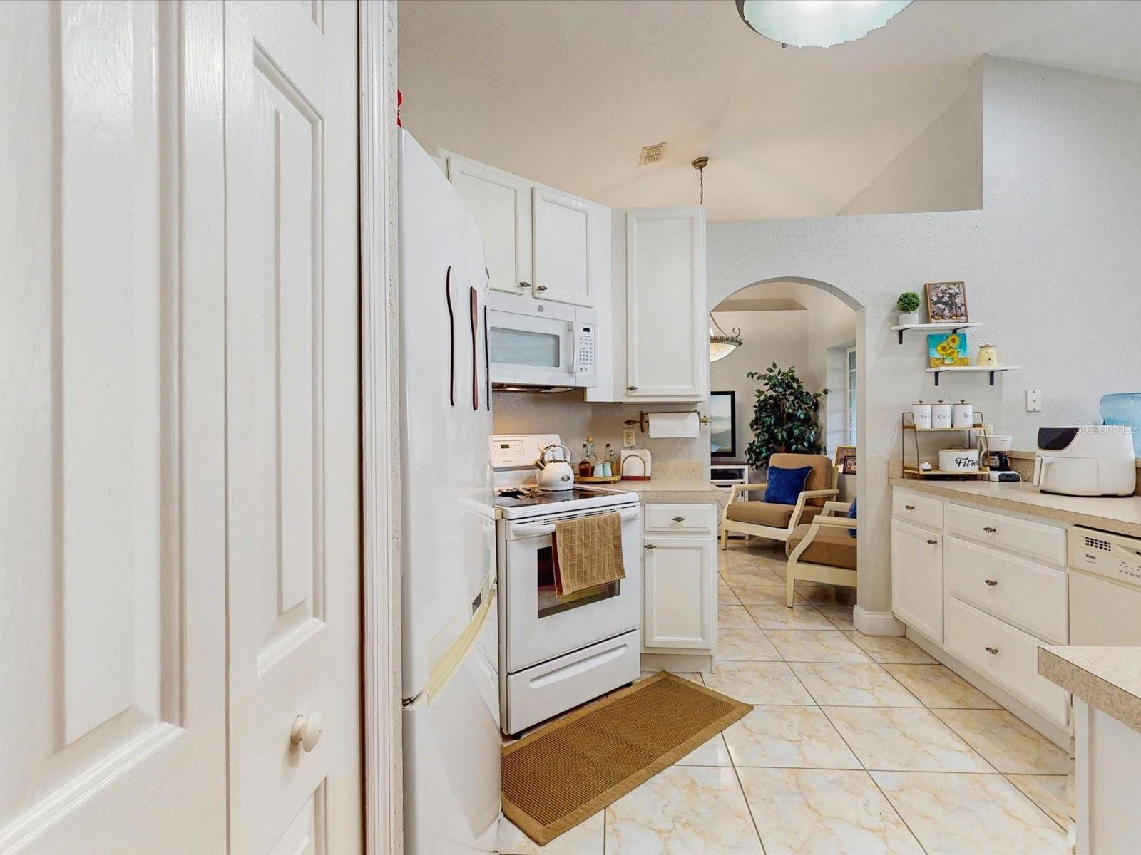 Image 17 of 40 For 411 Mallard Way