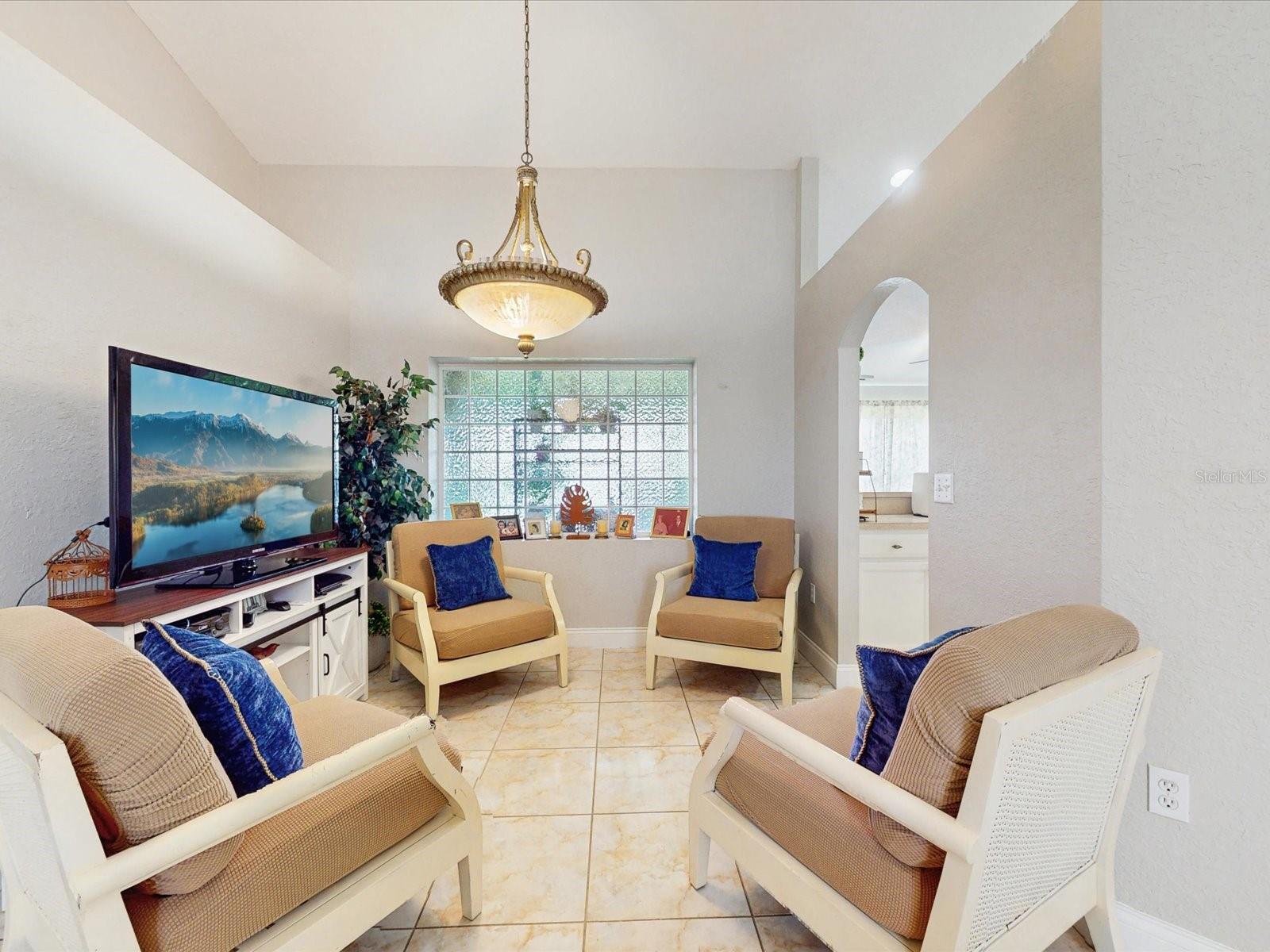 Image 8 of 40 For 411 Mallard Way