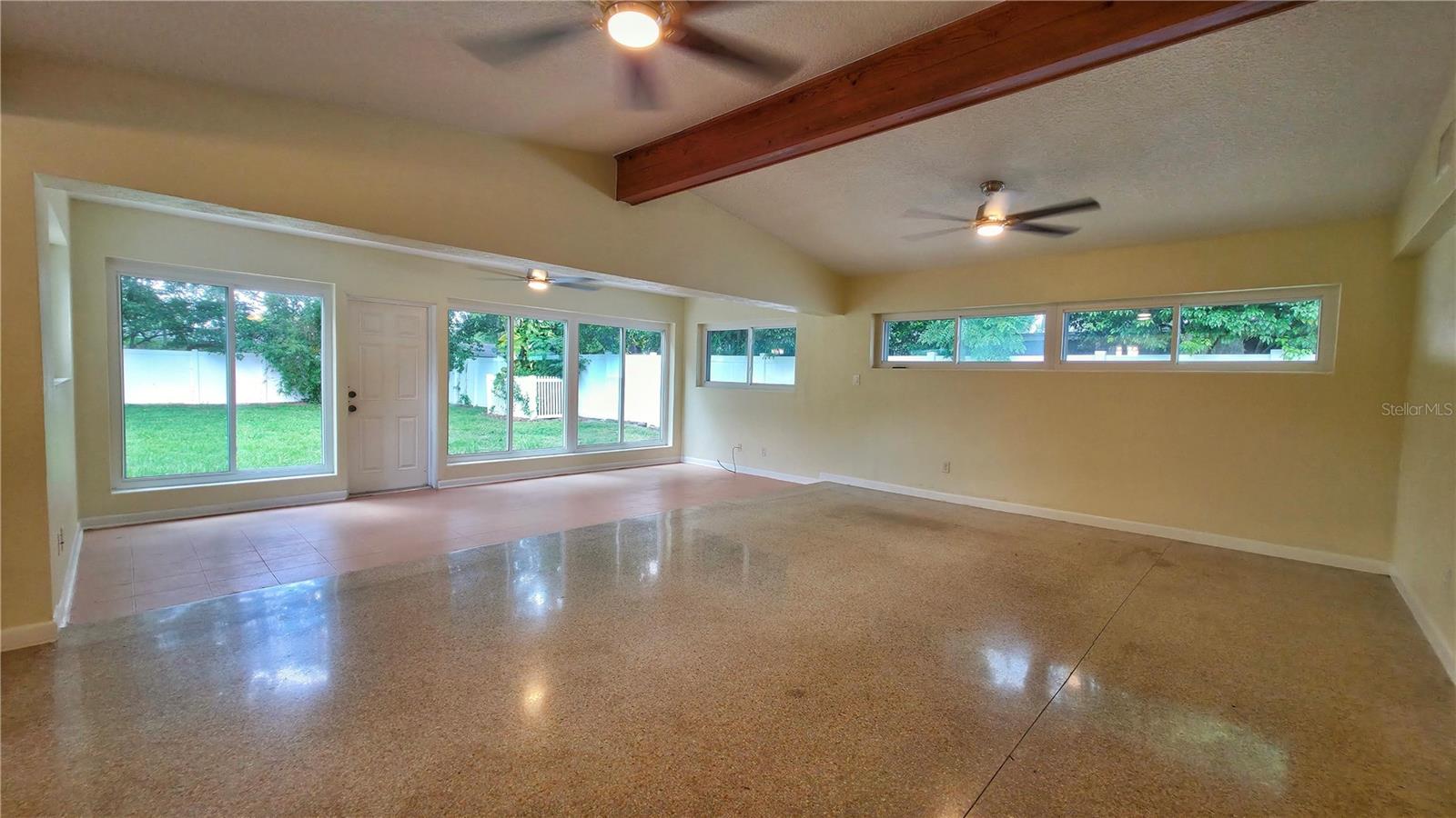Image 3 of 23 For 518 Oranole Road