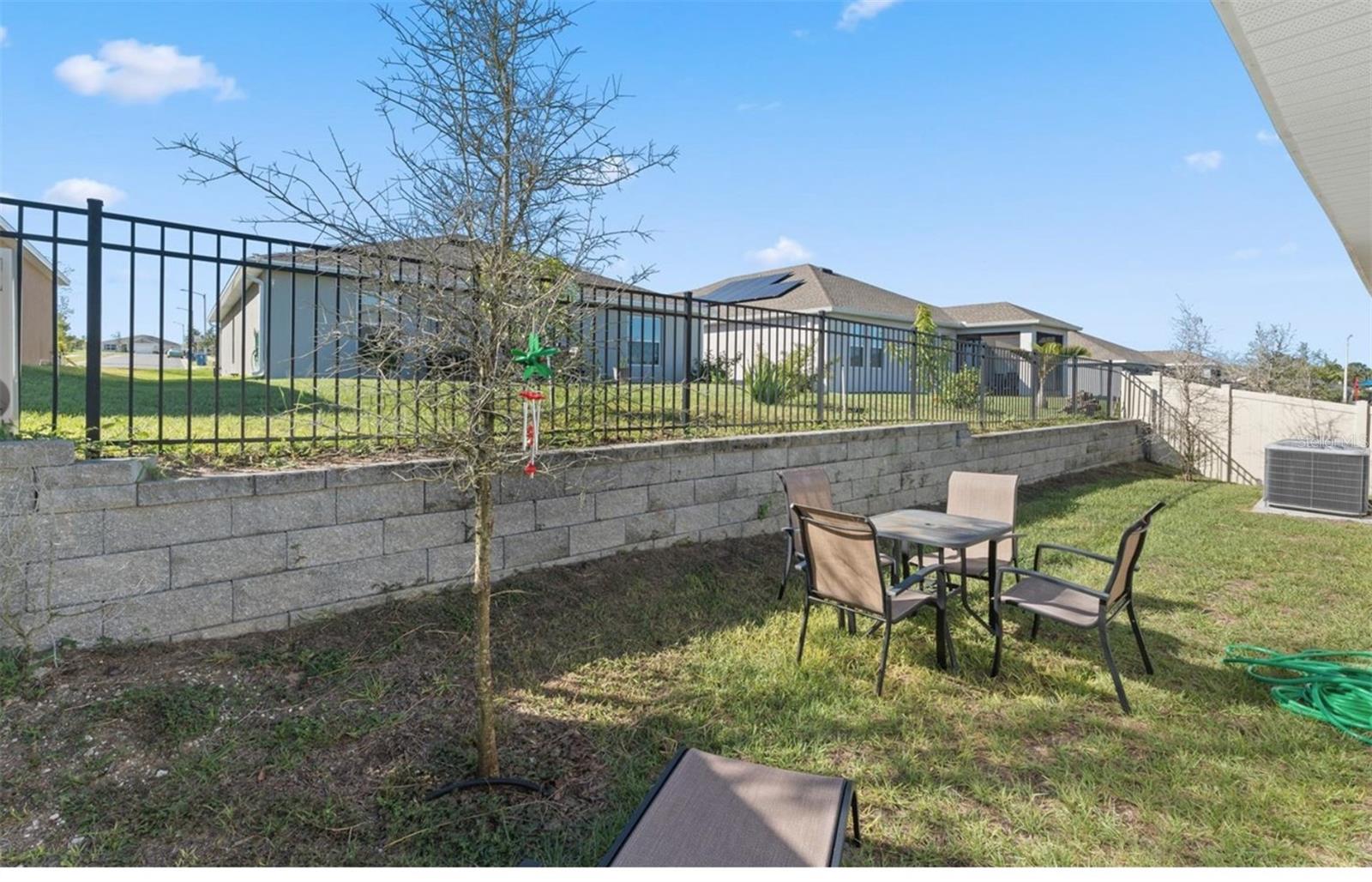 Image 16 of 23 For 636 Tanaro Lane